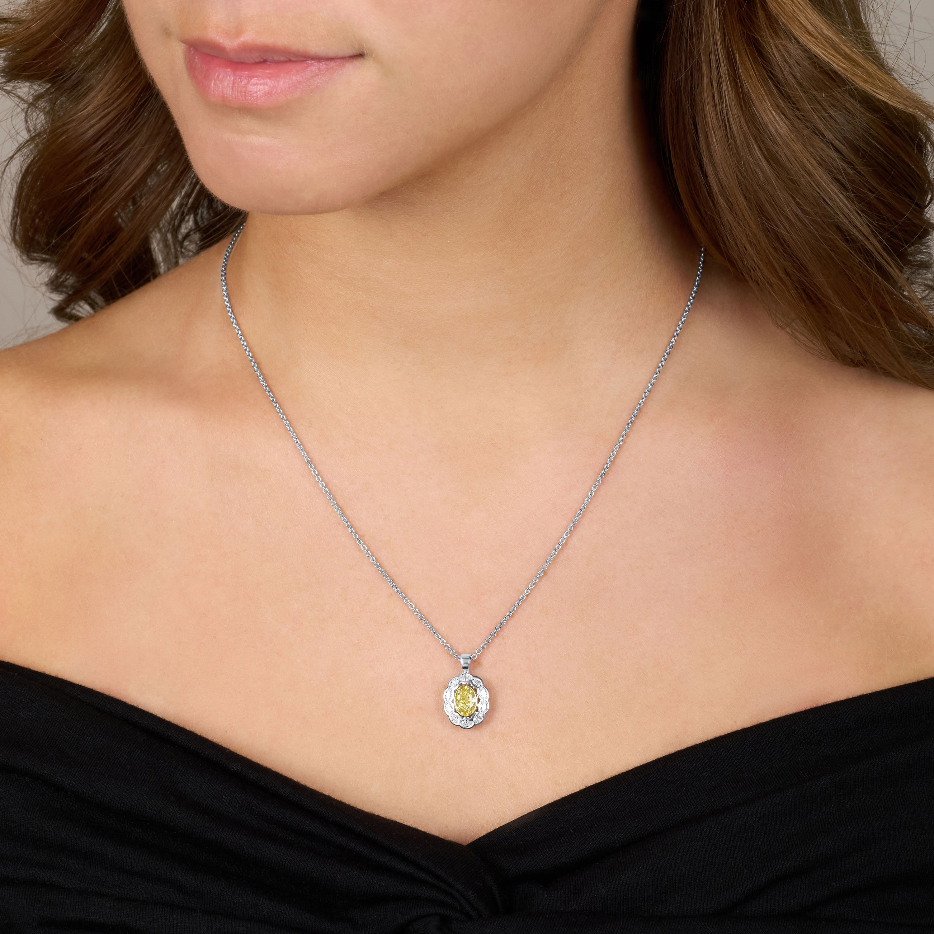 1.20cts Diamond Set Cluster Pendant