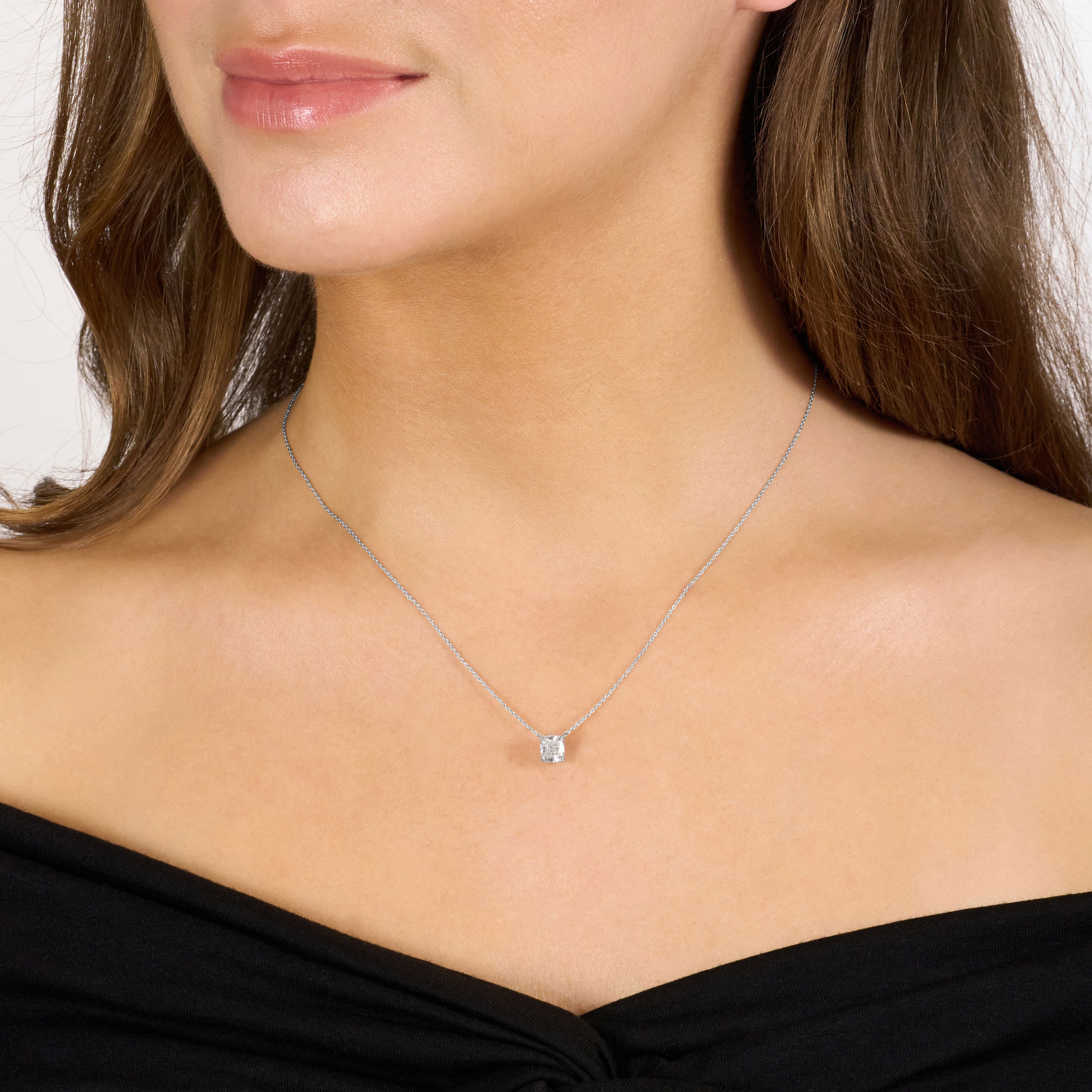 1.01cts Diamond Solitaire Superfine Pendant