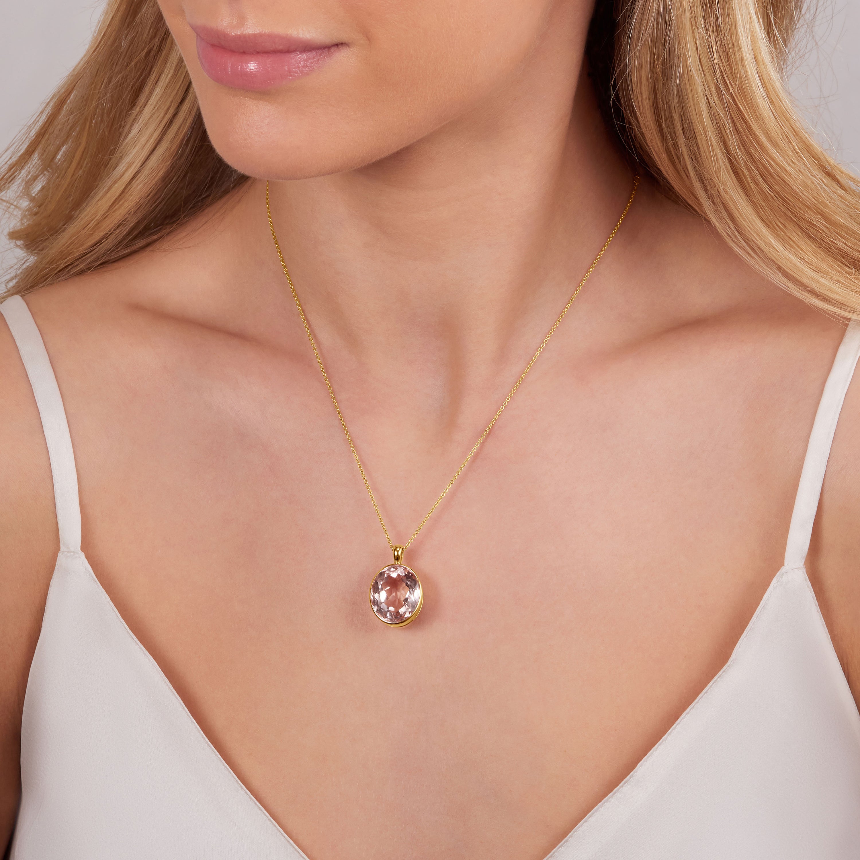 22.10cts Oval Morganite Rubover Pendant