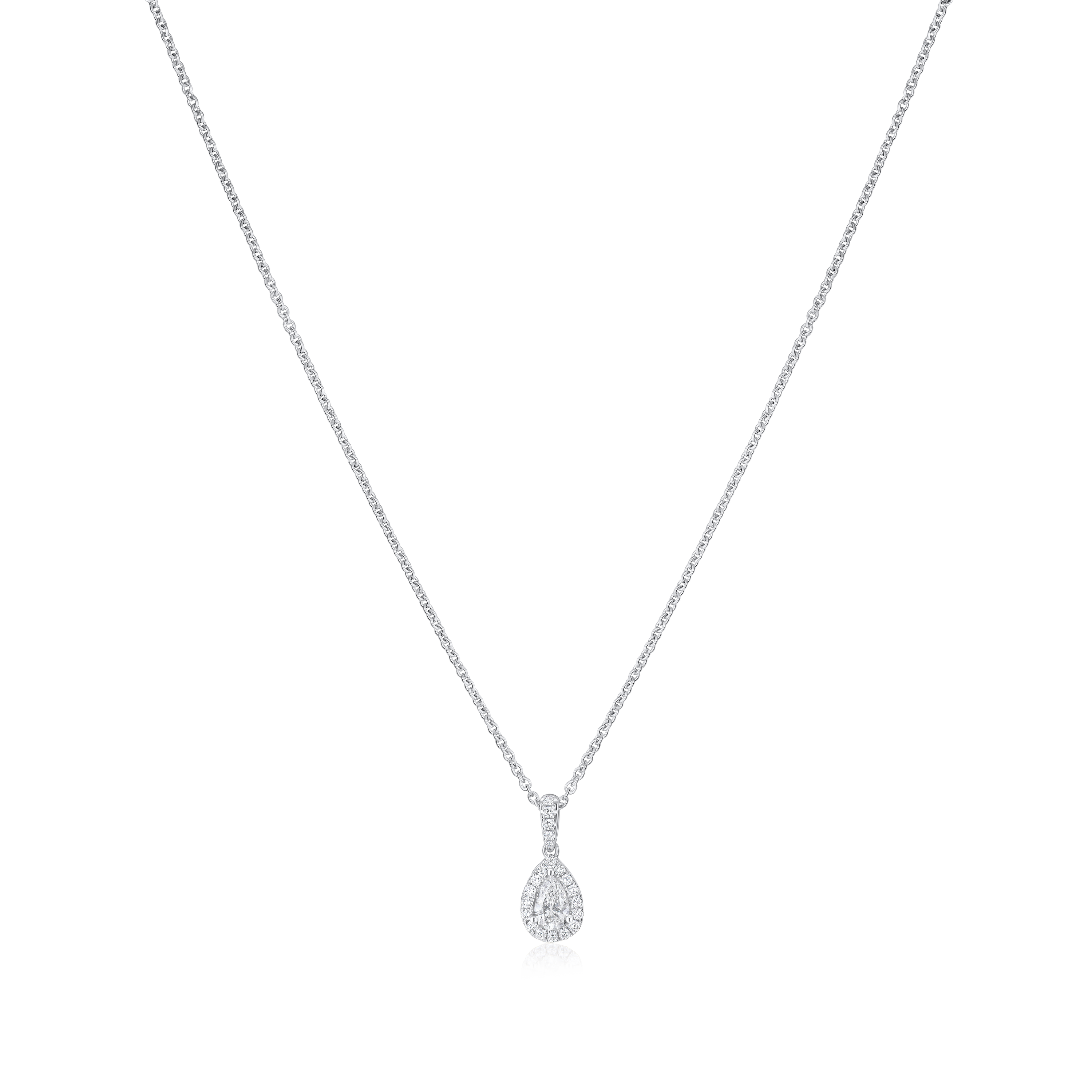 18ct White Gold Diamond Cluster Pendant