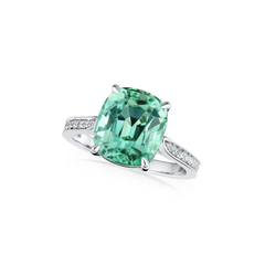 5.00cts Mint Tourmaline Ring With Diamond Set Shoulders