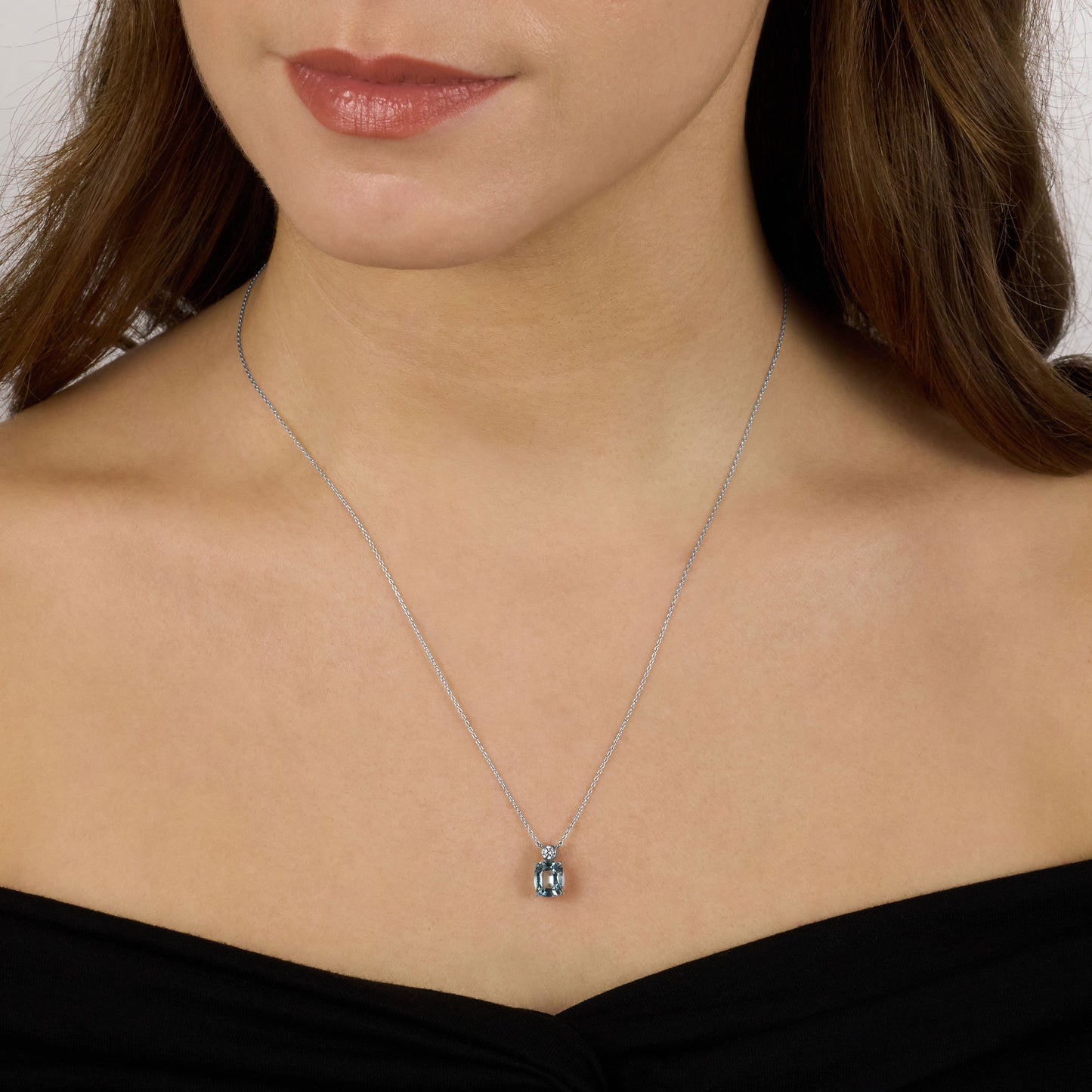 1.46cts Aquamarine and Diamond Pendant.