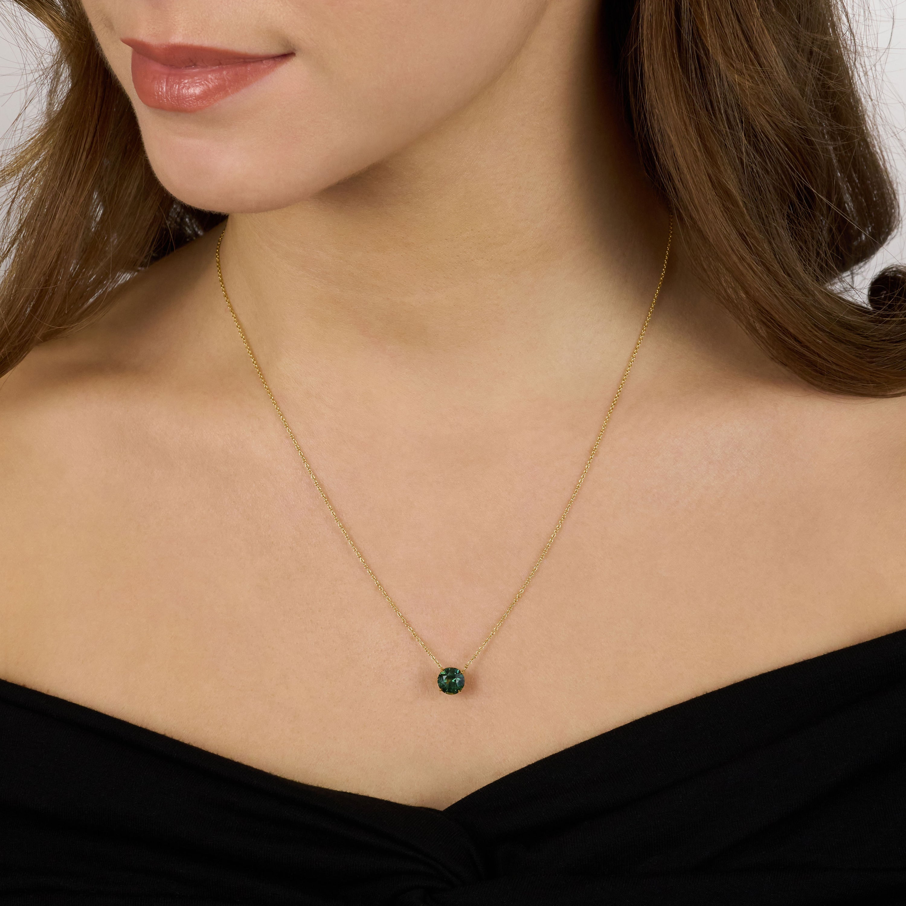 2.02cts Teal Sapphire Pendant