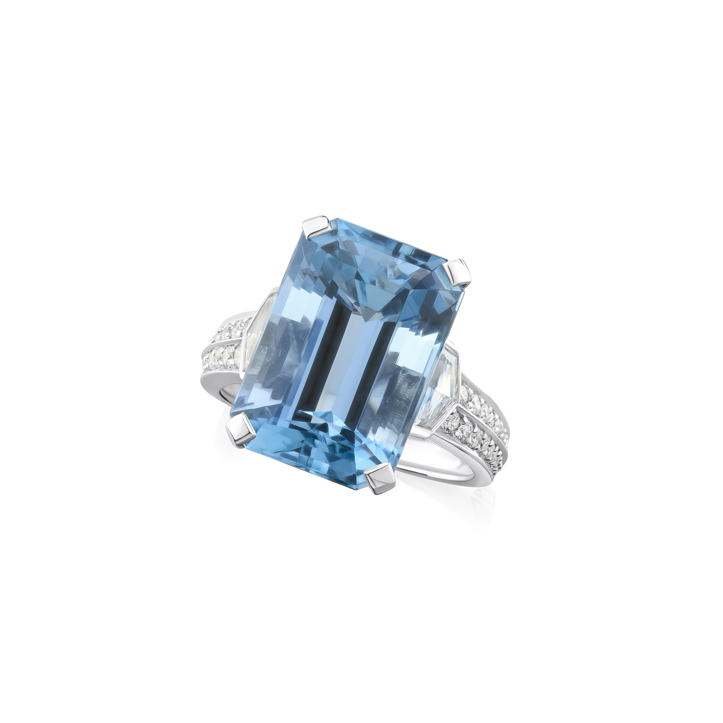 10.54cts Aquamarine and Diamond Ring