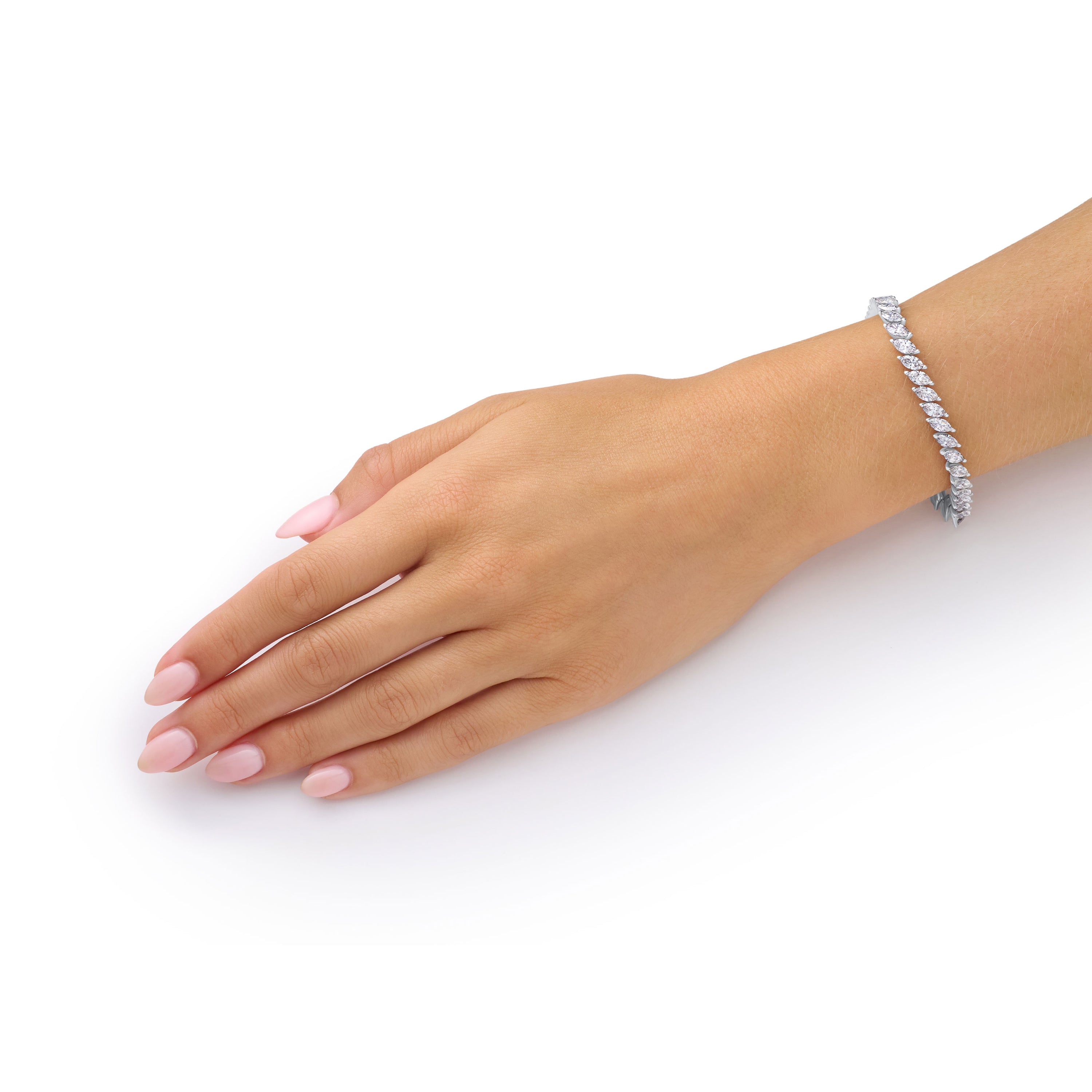 9.93cts Marquise Cut Diamond Line Bracelet