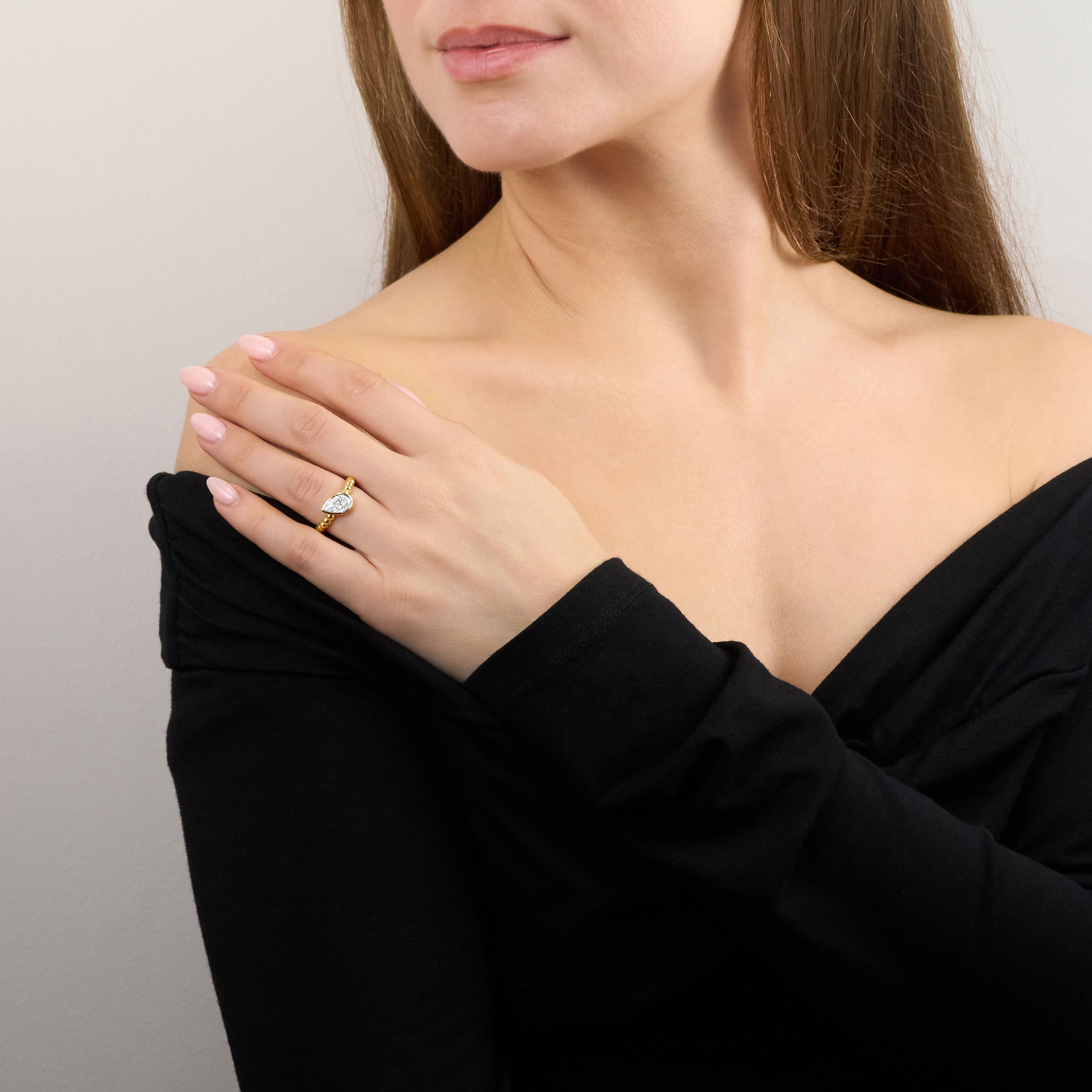 1.50ct Pear Cut Diamond Yellow Gold Ring