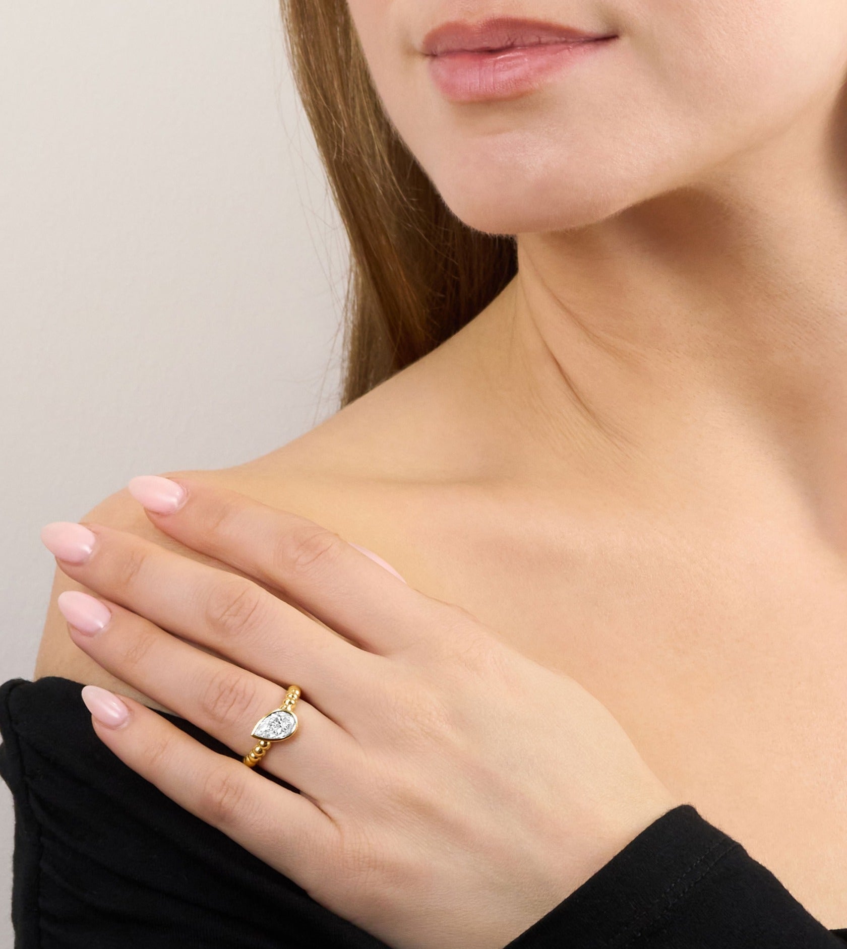 1.50ct Pear Cut Diamond Yellow Gold Ring