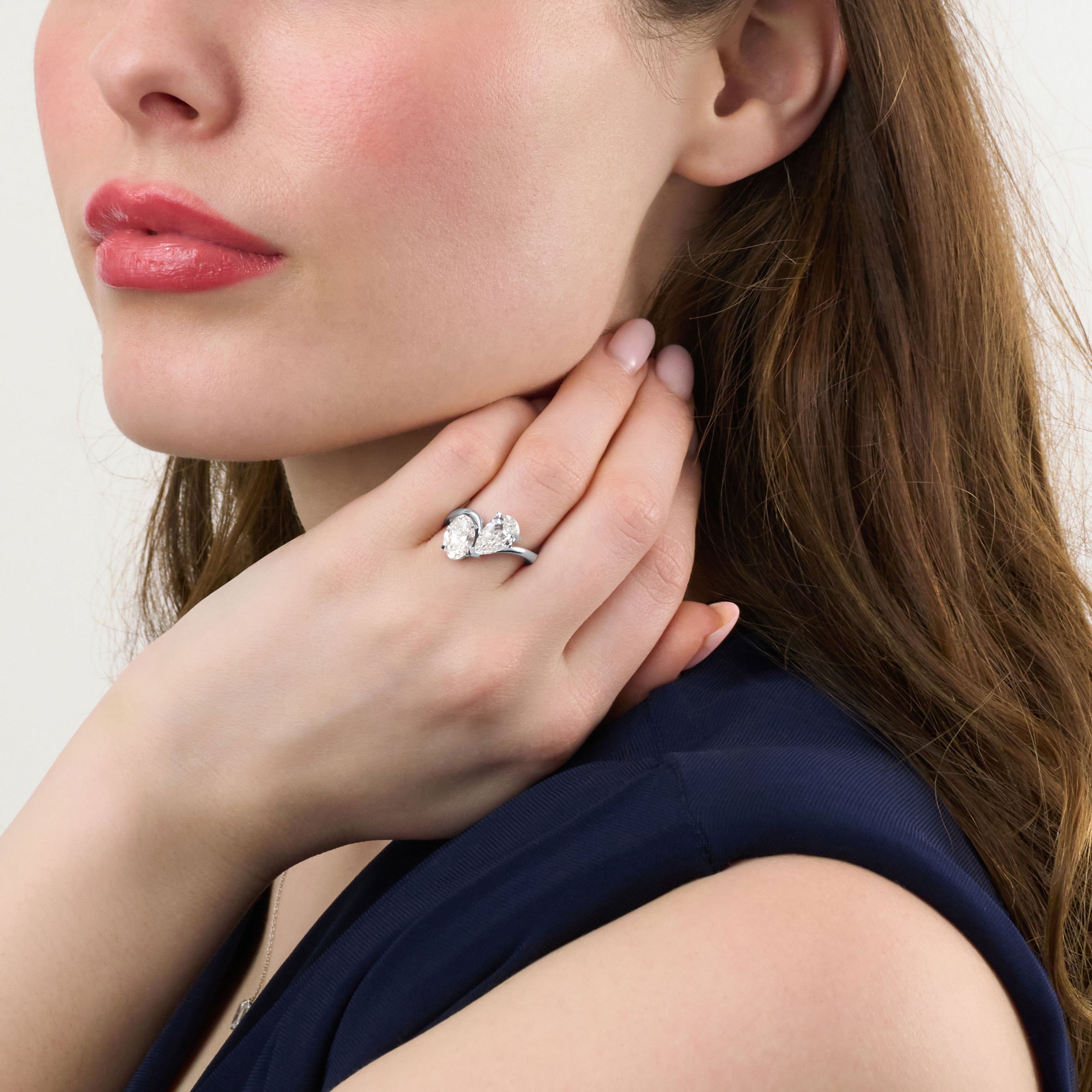 Oval and Pear Cut Diamond 'Toi Et Moi' Ring