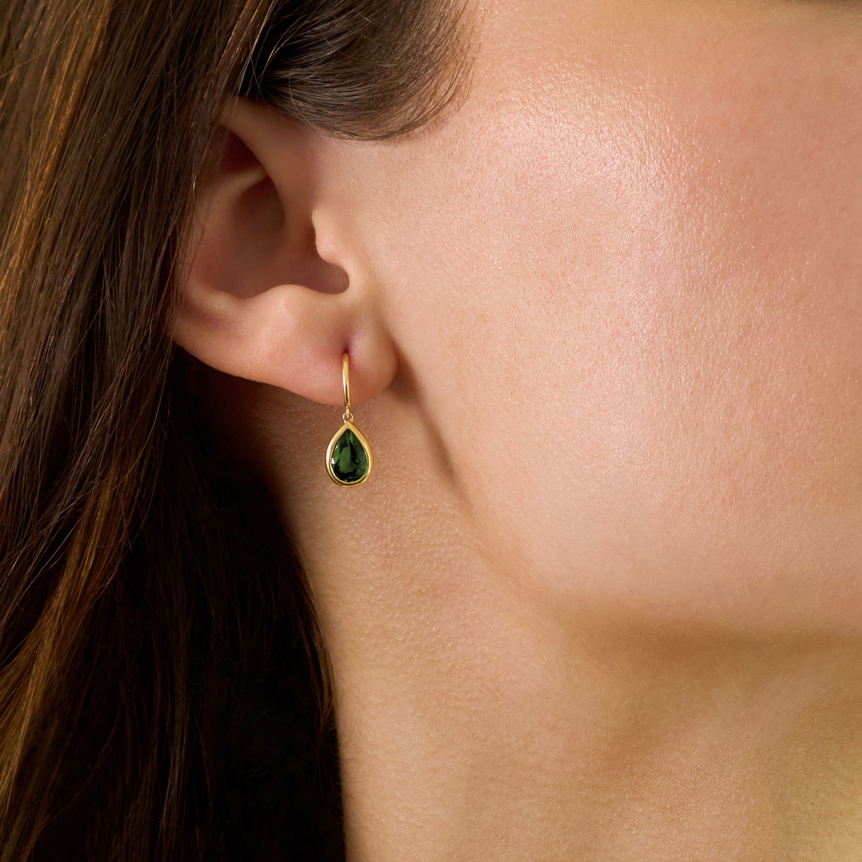 18ct Yellow Gold Sapphire Drop Earrings