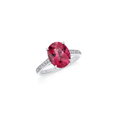 2.62cts Pink Tourmaline Ring With Diamond-Set Shoulders