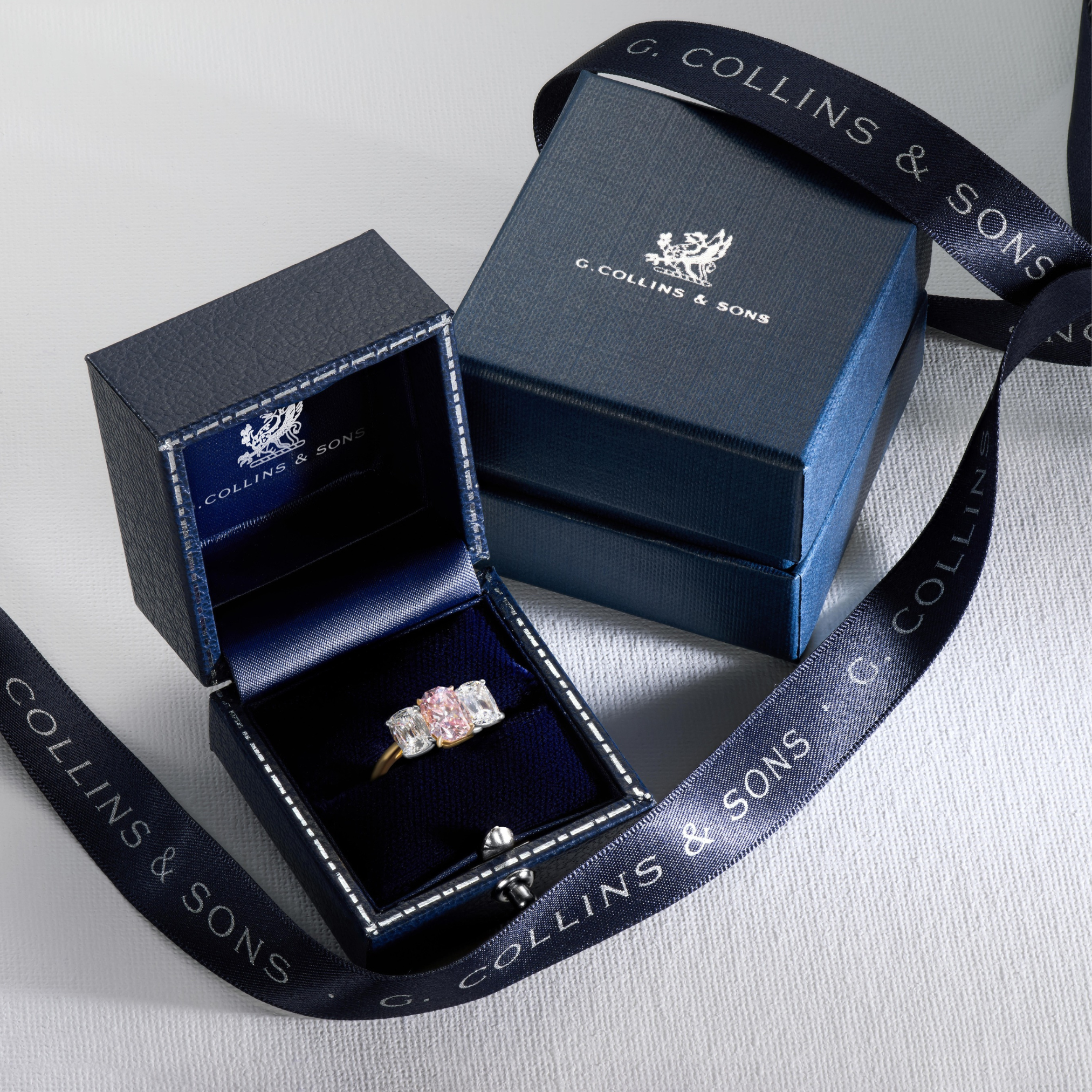 section.settings.image.alt