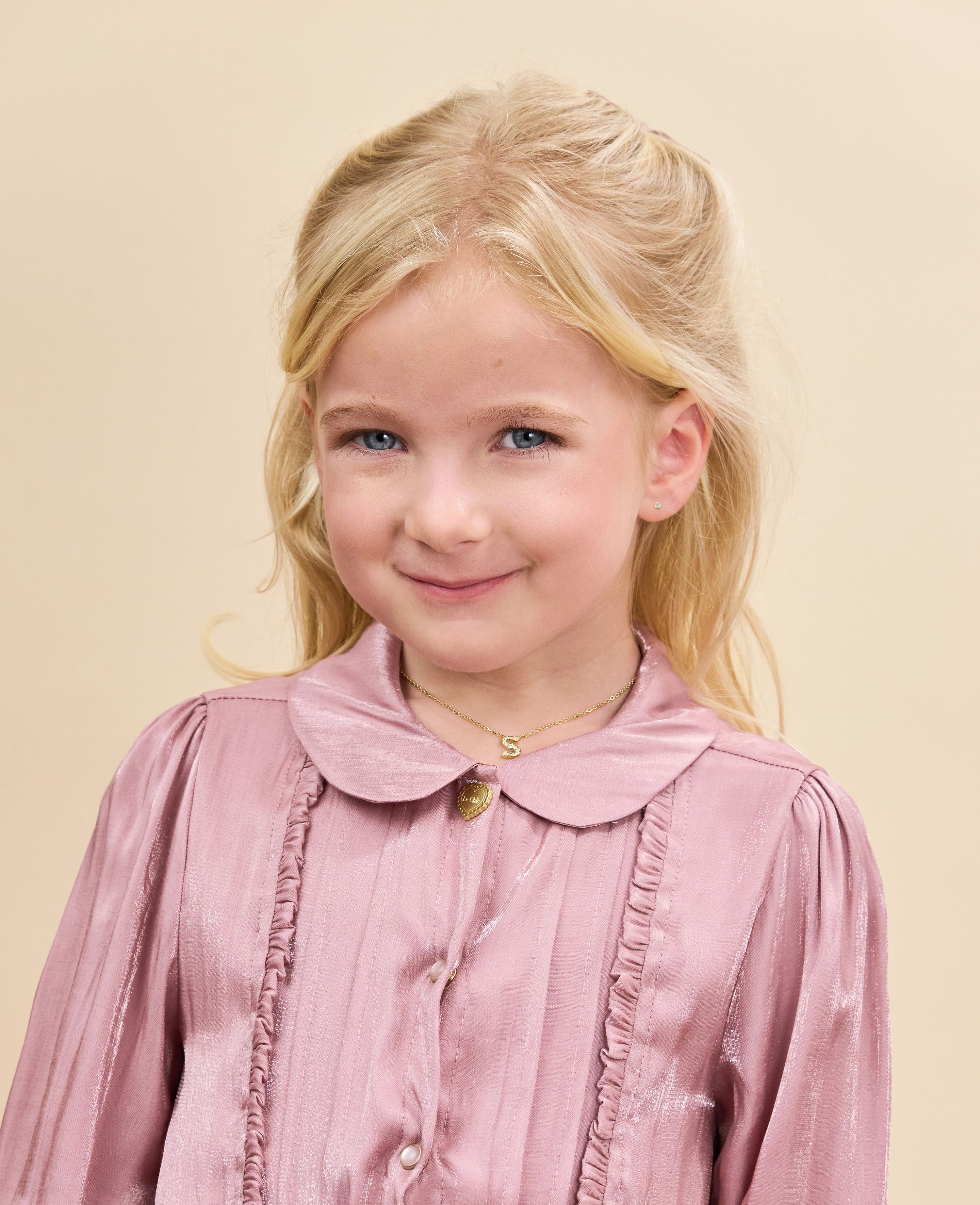 Mini Heirlooms 18ct Yellow Gold Diamond Set Initial Pendant