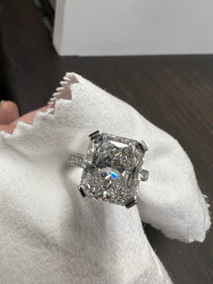 5.33cts Radiant Cut Diamond Solitaire Platinum Engagement Ring