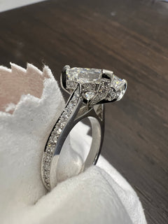 5.33cts Radiant Cut Diamond Solitaire Platinum Engagement Ring