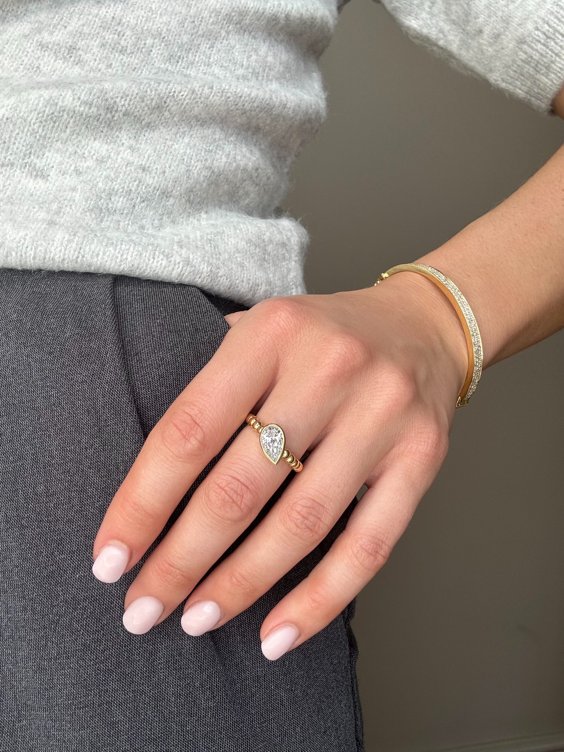 1.50ct Pear Cut Diamond Yellow Gold Ring