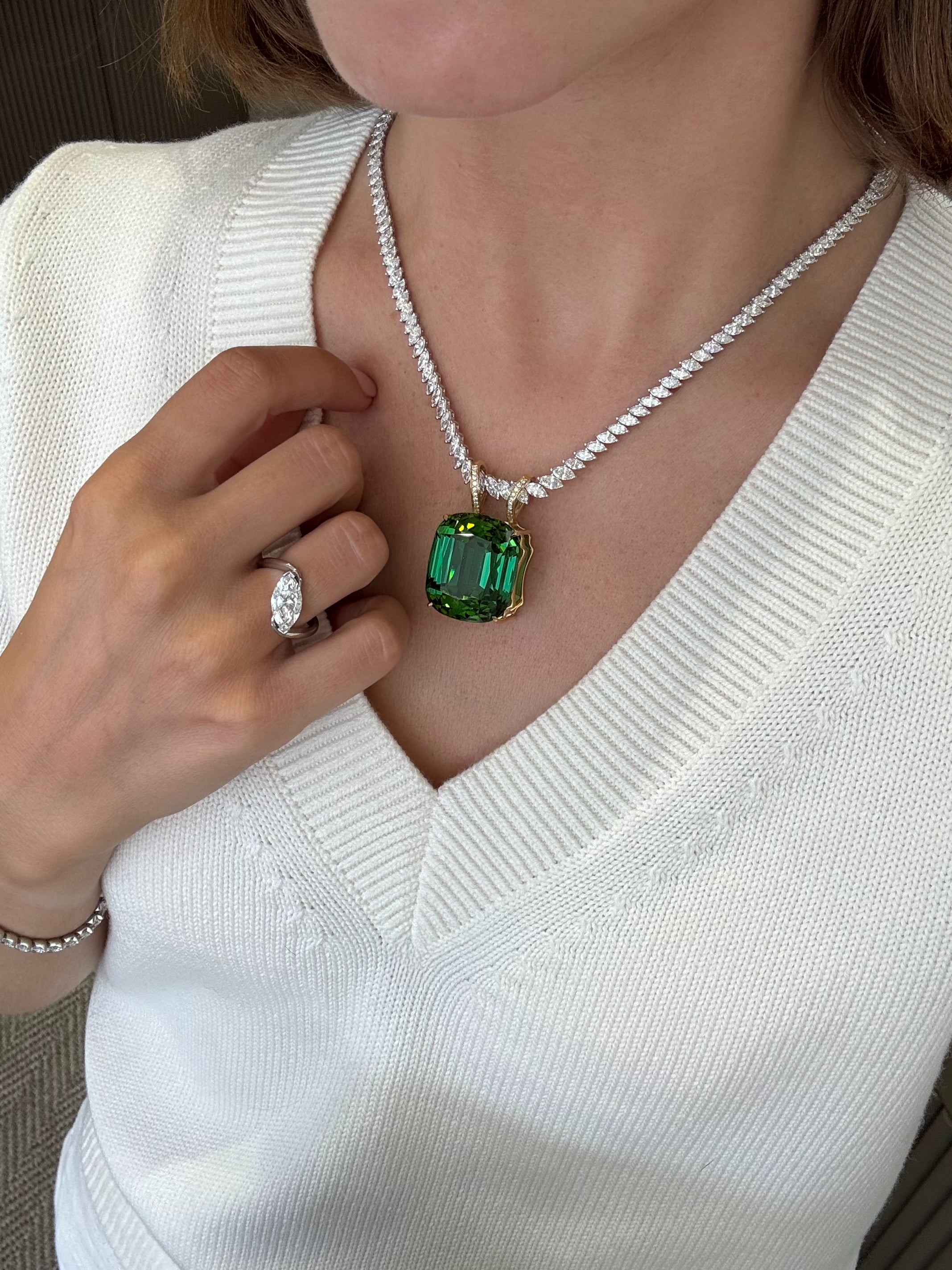 80.28ct Tourmaline Pendant Running On A Marquise Cut Diamond Line Necklace