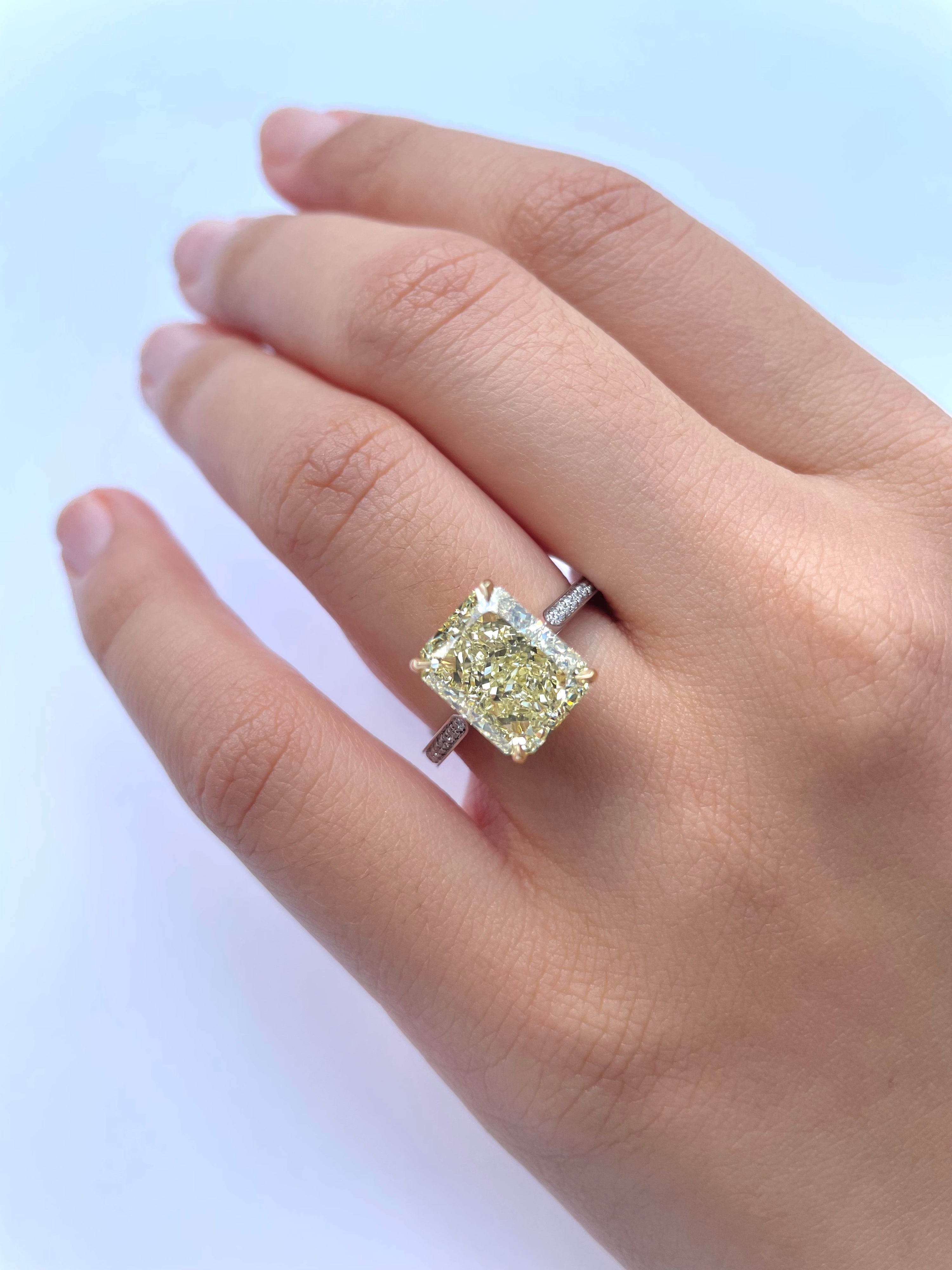 5.30cts Radiant Cut Natural Fancy Yellow Diamond Solitaire Engagement Ring