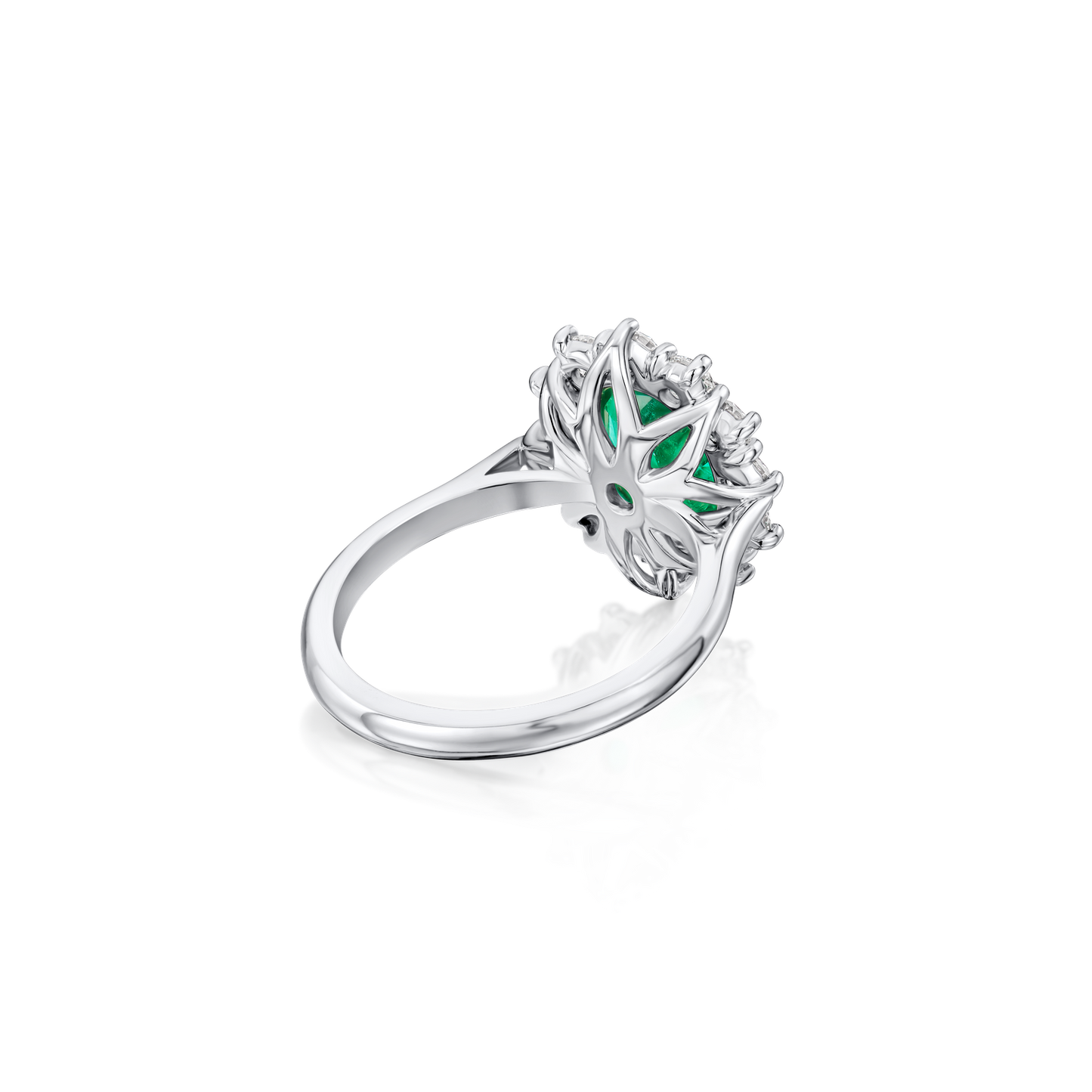 1.68cts Oval-Shape Emerald and Diamond Ravello Cluster Ring