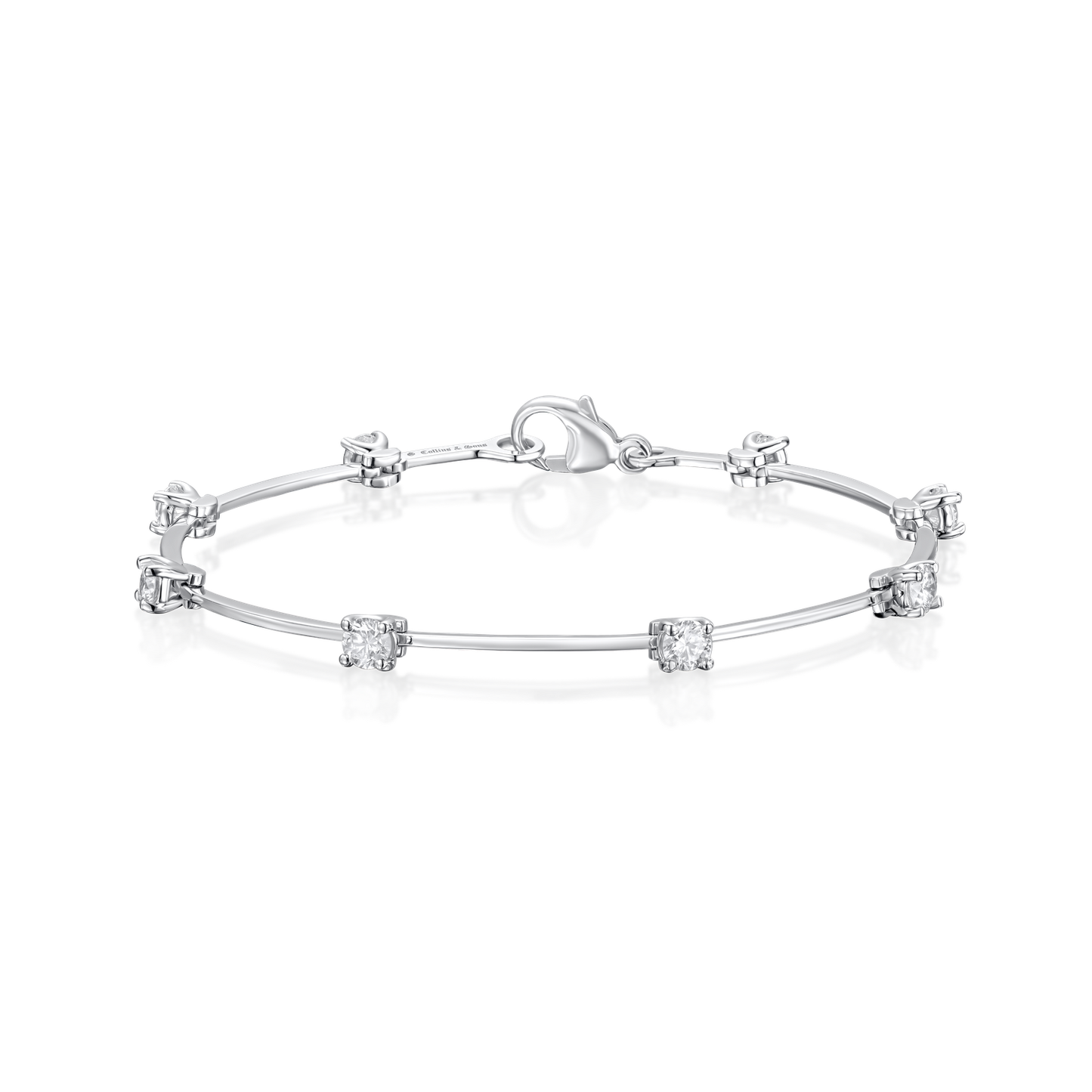 Round Brilliant Cut Diamond Bar Bracelet in Platinum