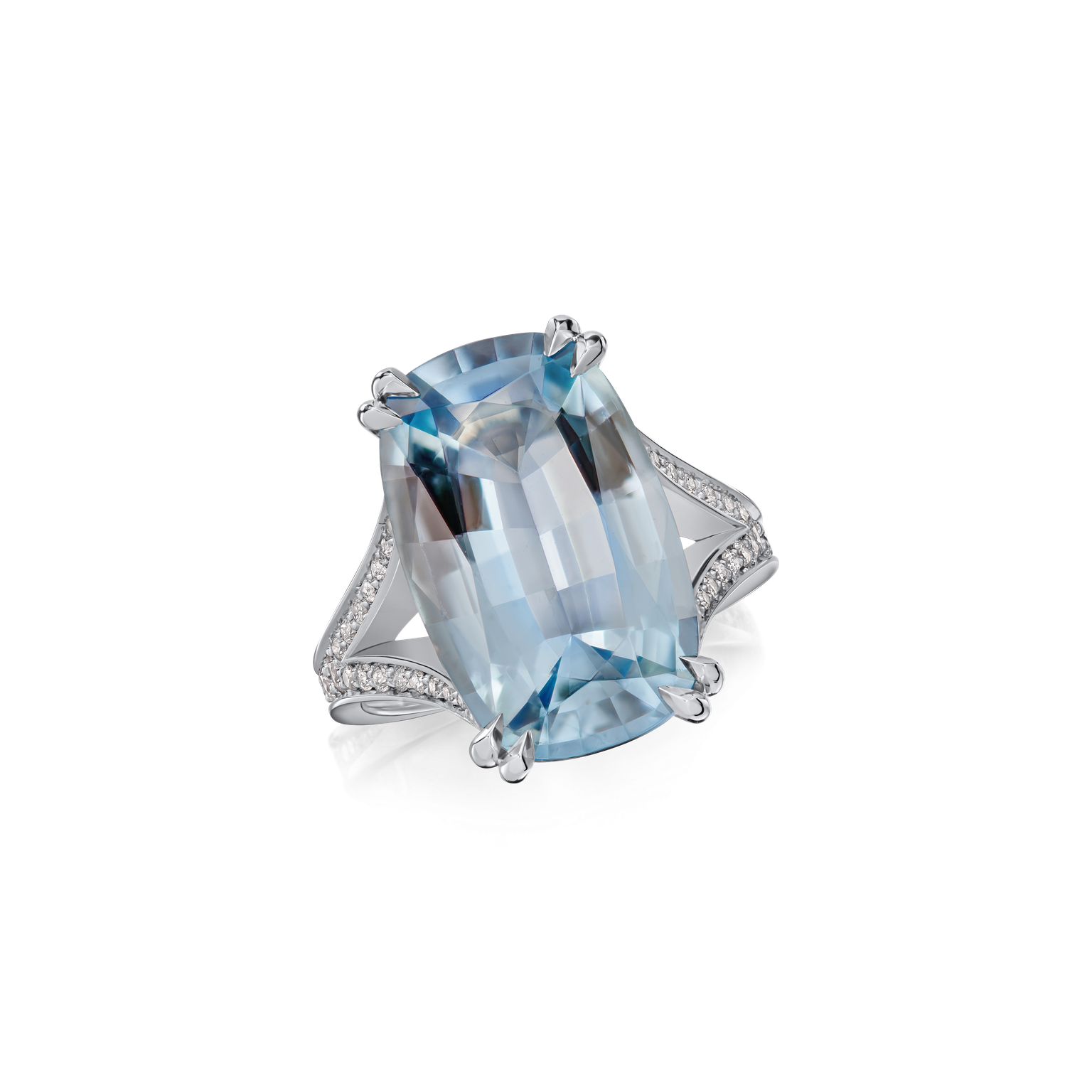 8.74cts Cushion-Shape Aquamarine Ring