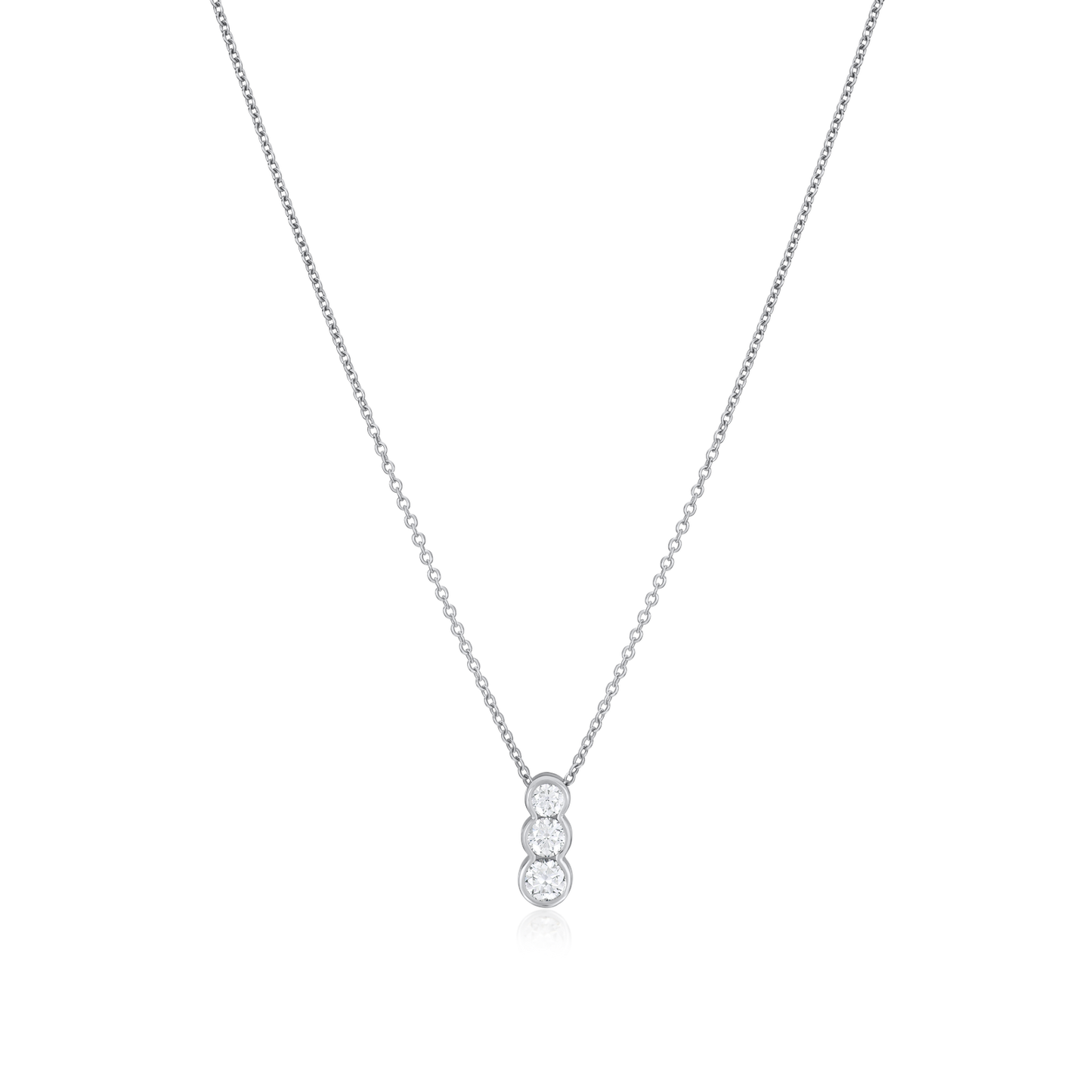 0.66ct Graduated Round Brilliant Cut Diamond Pendant