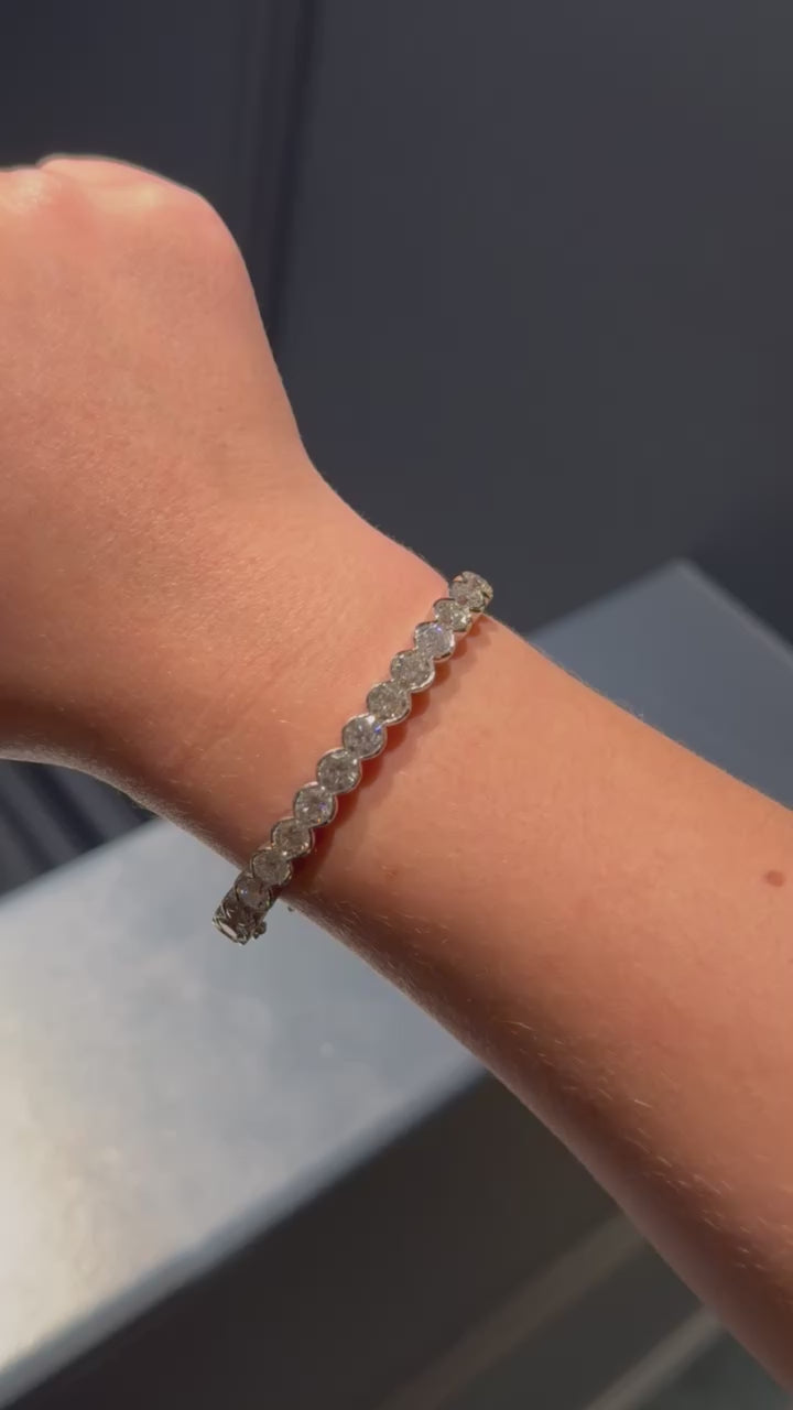 Bangle diamond