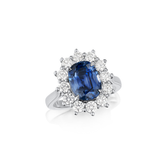 4.57cts Sapphire and Diamond Ring