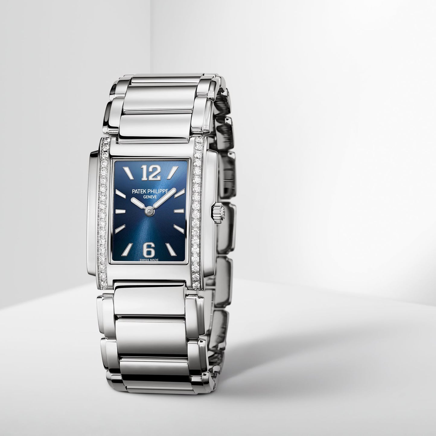 Patek Philippe Twenty~4 4910/1200A-001