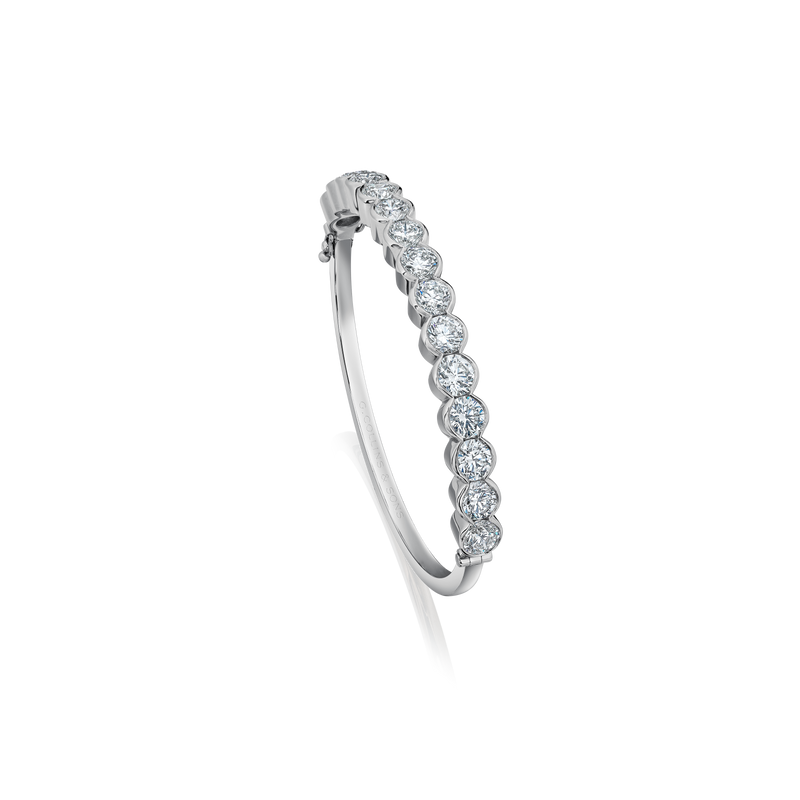 10.68cts Round Brilliant Cut Diamond Hinged Bangle
