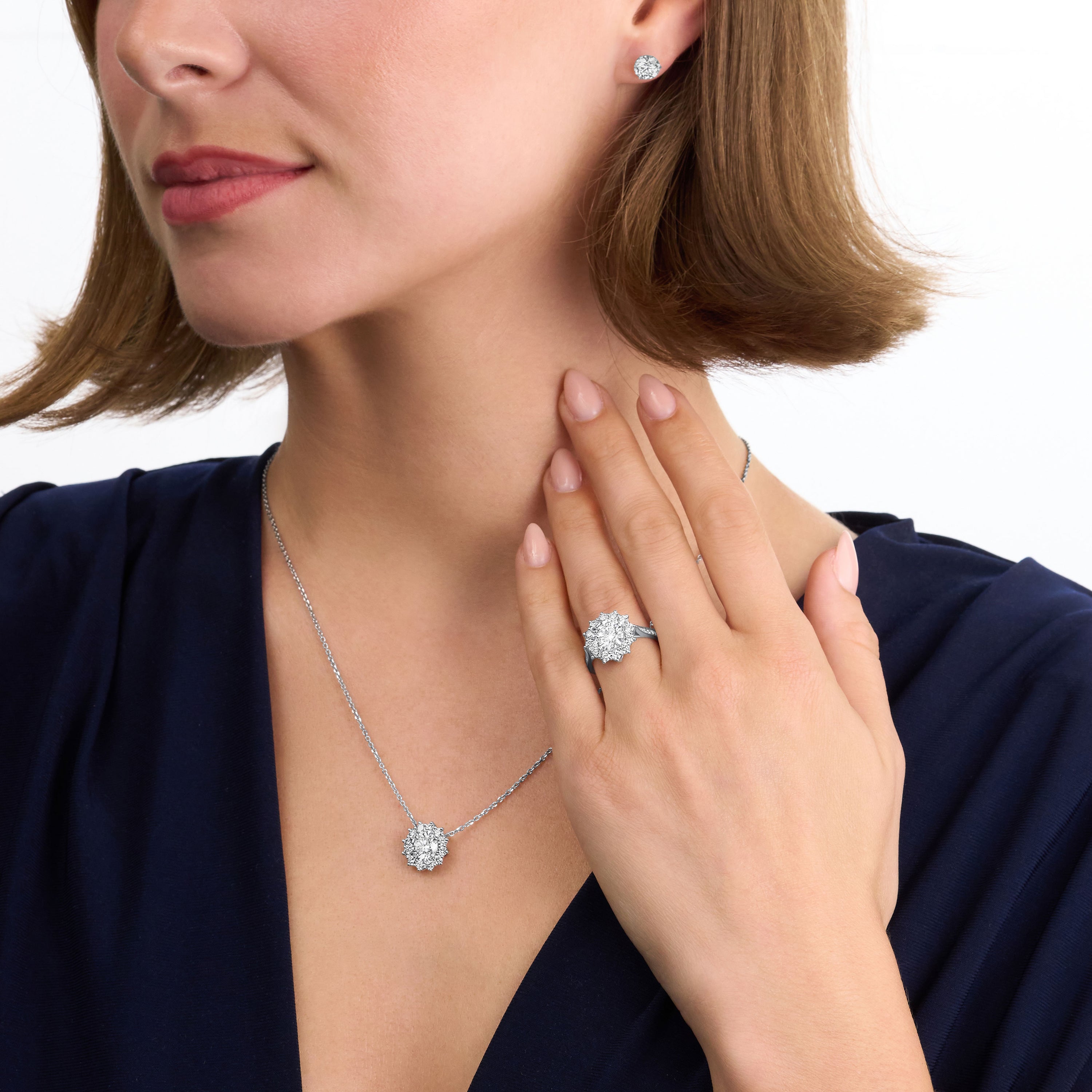 1.51ct Round Brilliant Cut Diamond Ravello Cluster Pendant