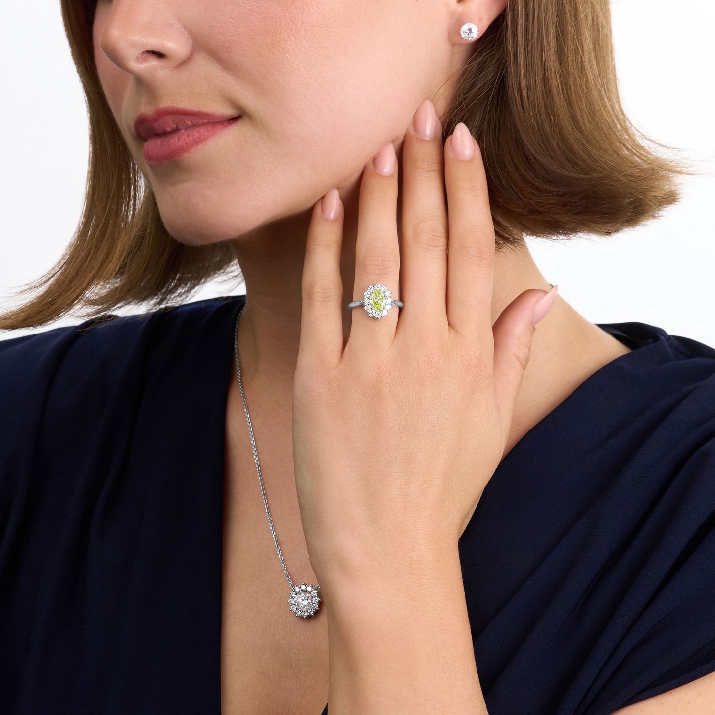 1.51ct Round Brilliant Cut Diamond Ravello Cluster Pendant