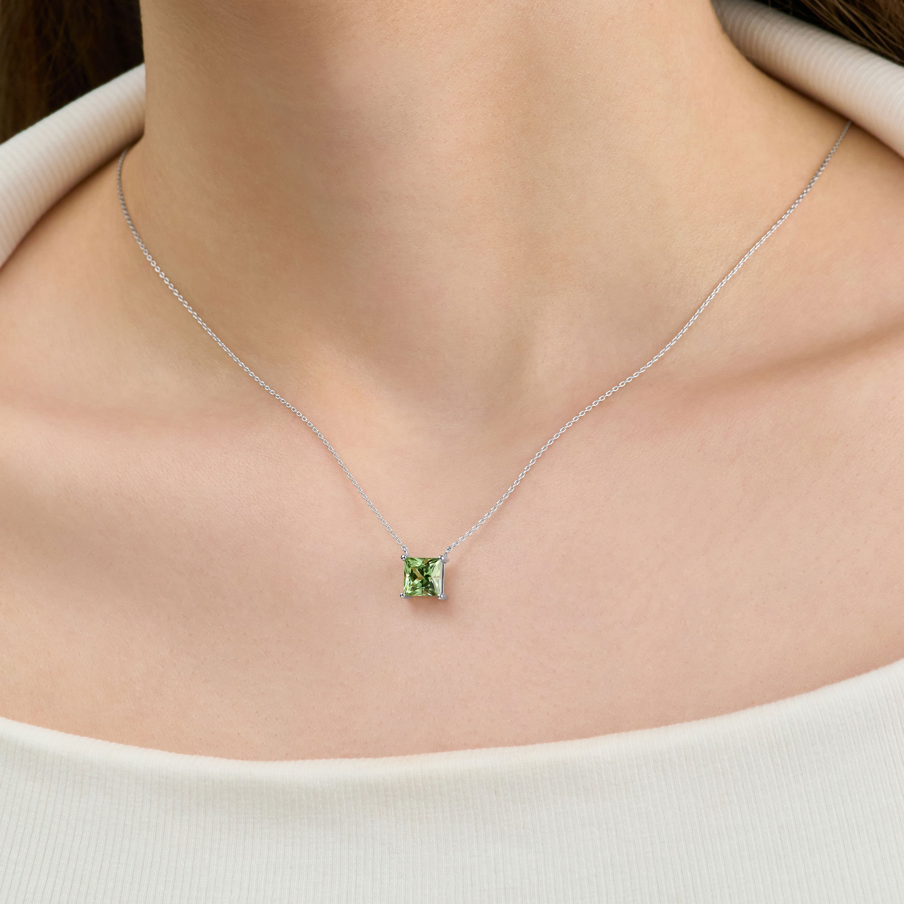 1.54ct Peridot Solitaire Pendant