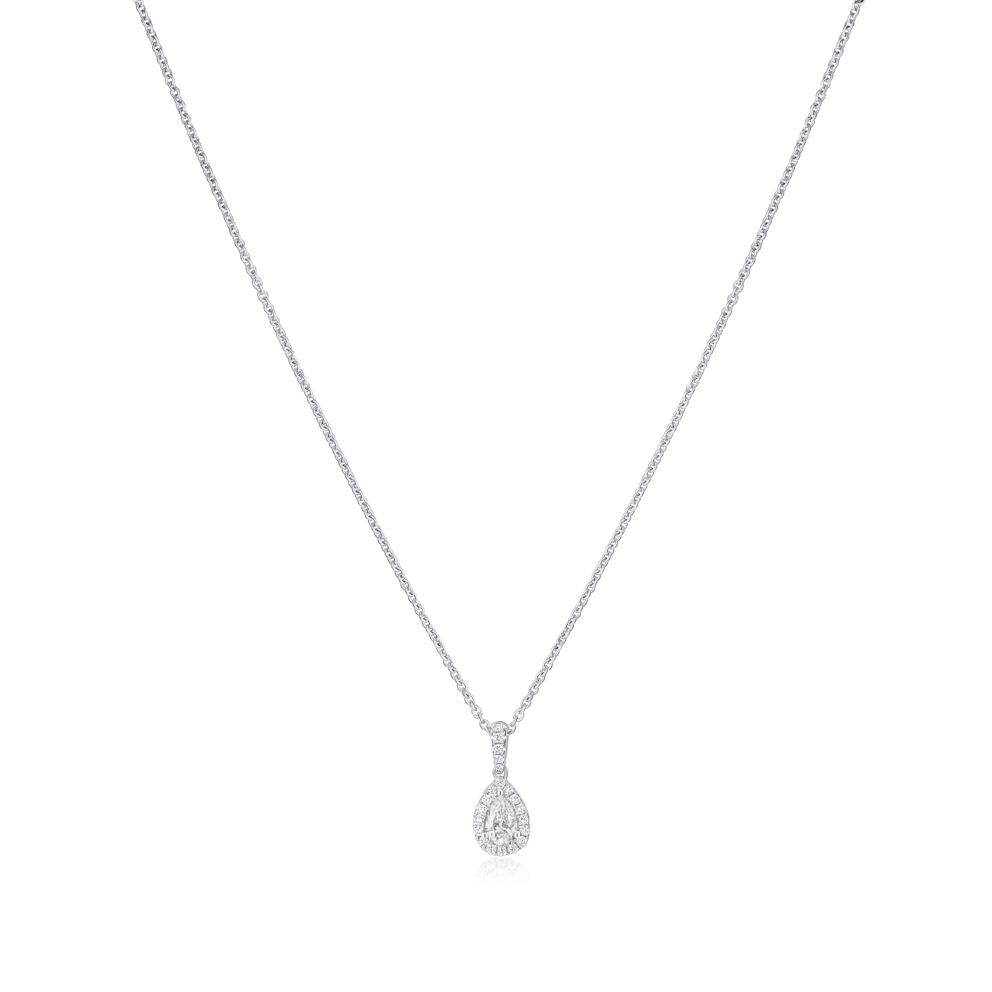 18ct White Gold Diamond Cluster Pendant