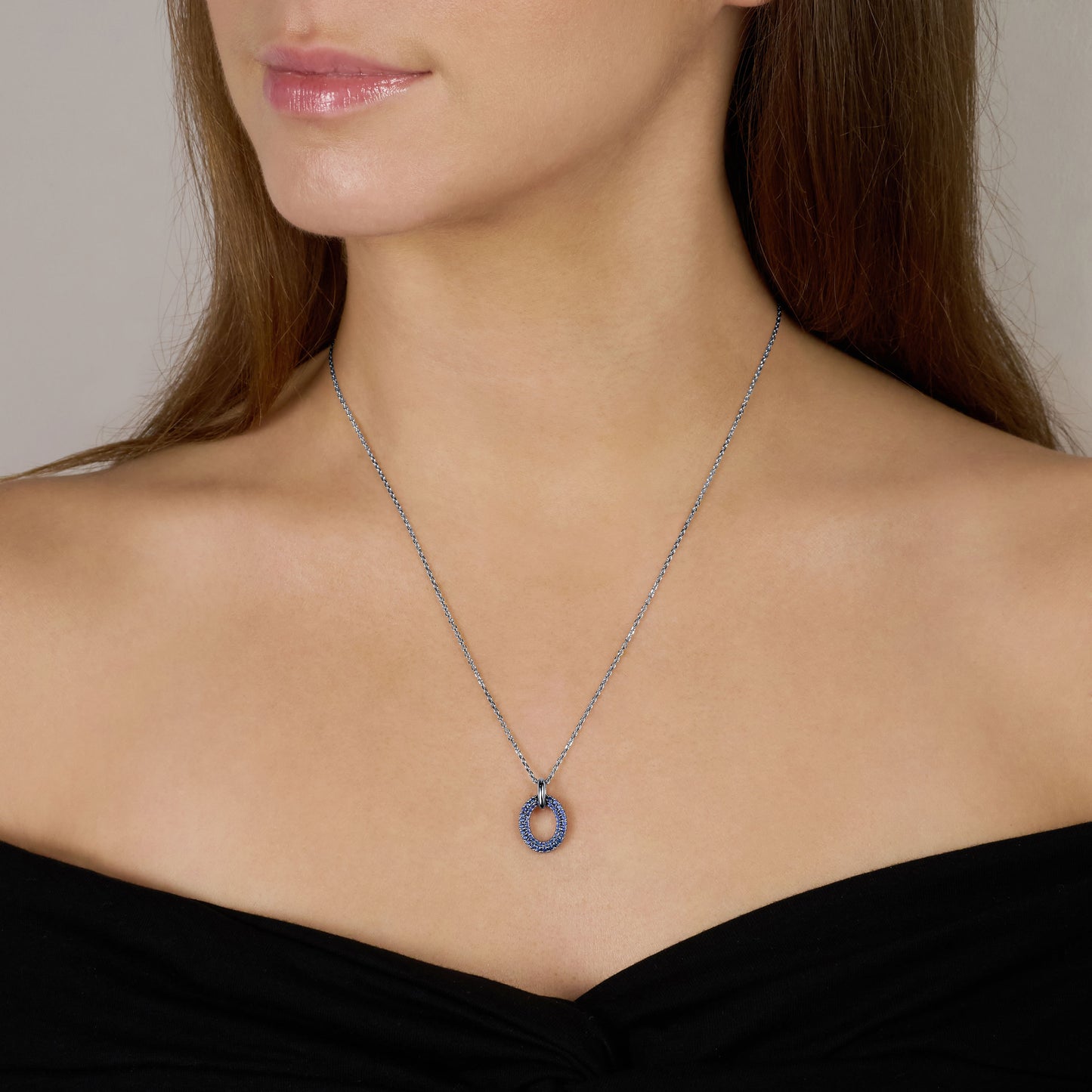 Blue Sapphire Set Oval Pendant