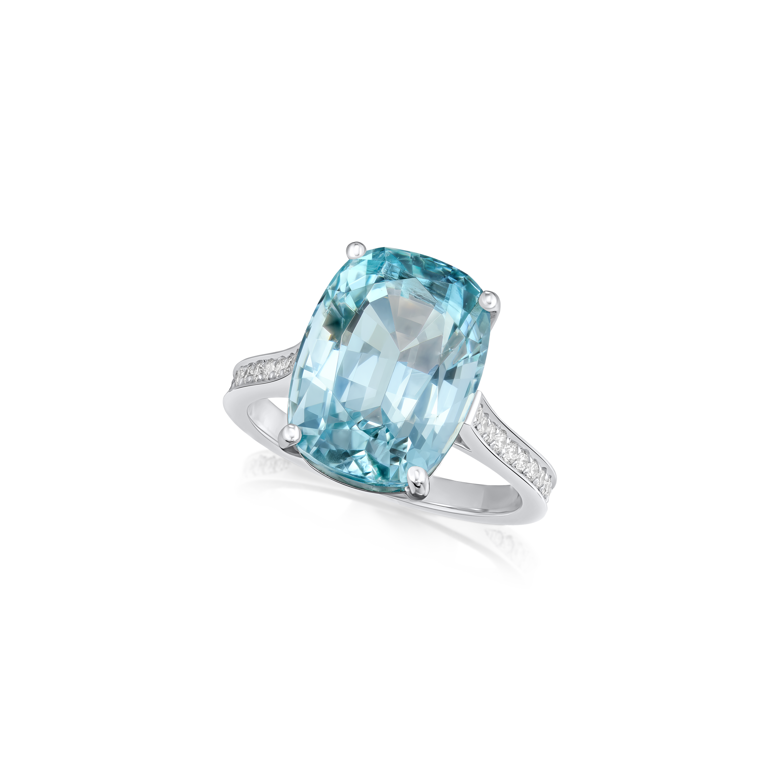 7.59cts Aquamarine Ring With Diamond Set Shoulders