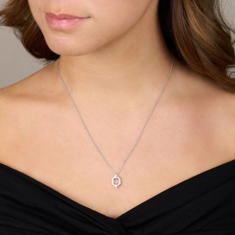 Nectar Collection 18ct White Gold Pendant