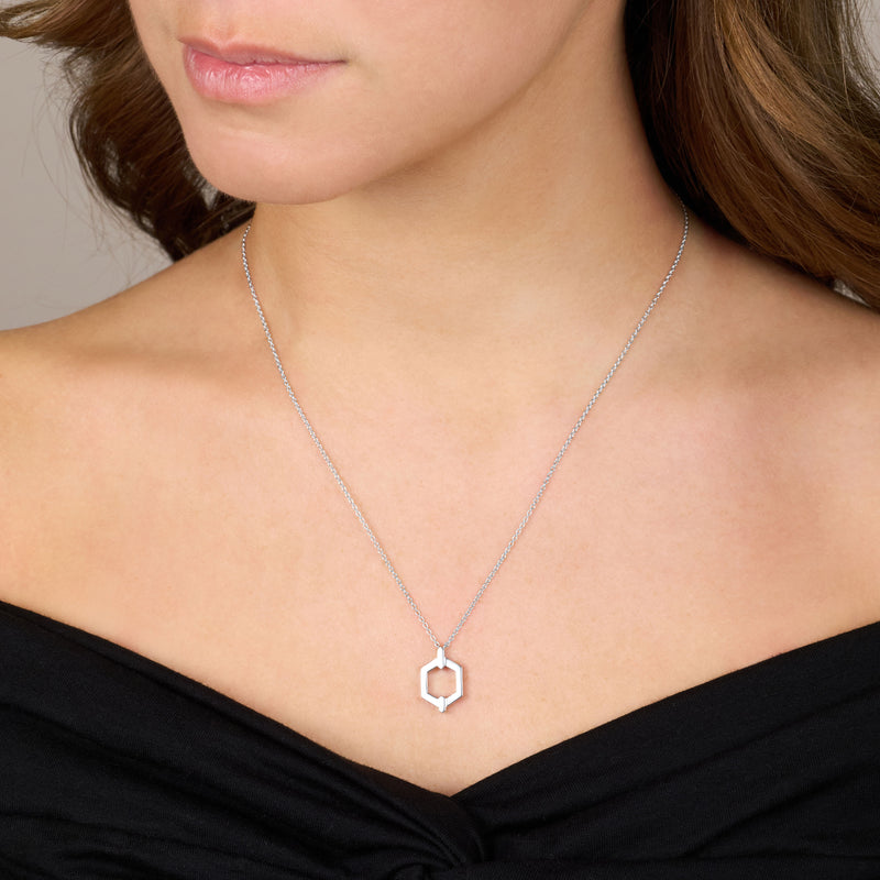 Nectar Collection 18ct White Gold Pendant