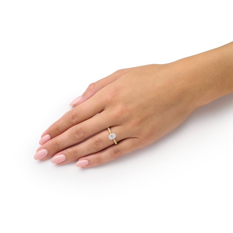 1.01cts Oval Cut Diamond Ring With Diamond Set Shoulders