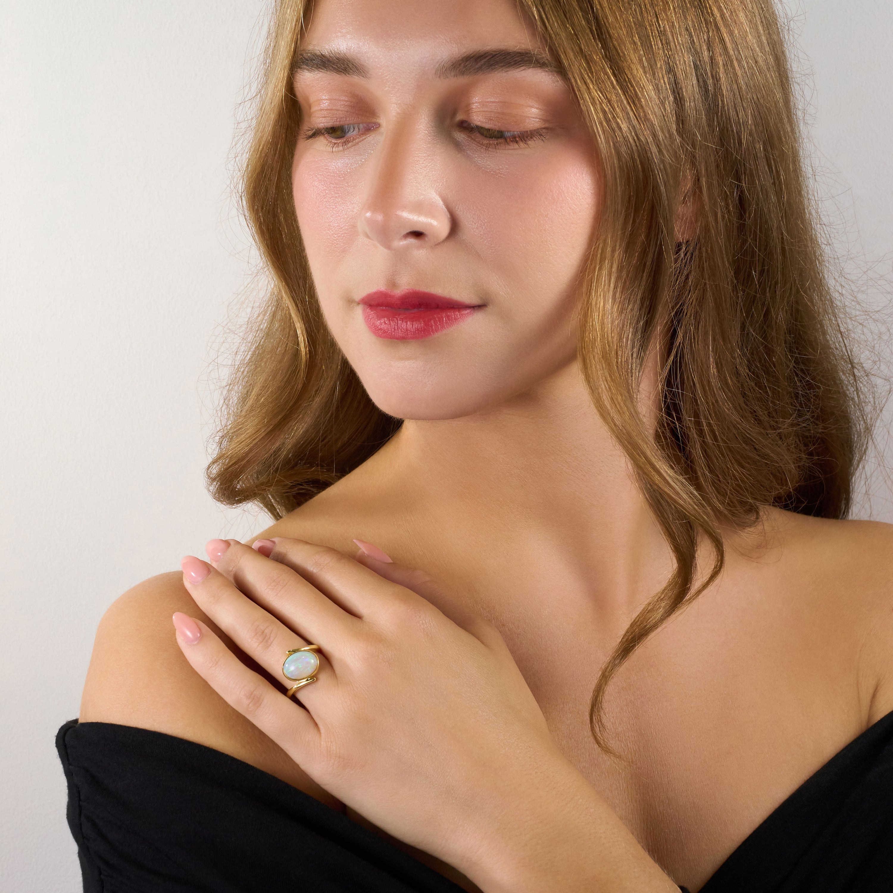 3.18cts Opal Yellow Gold Ring