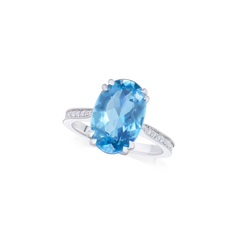 3.31ct Aquamarine Ring With Diamond Set Shoulders