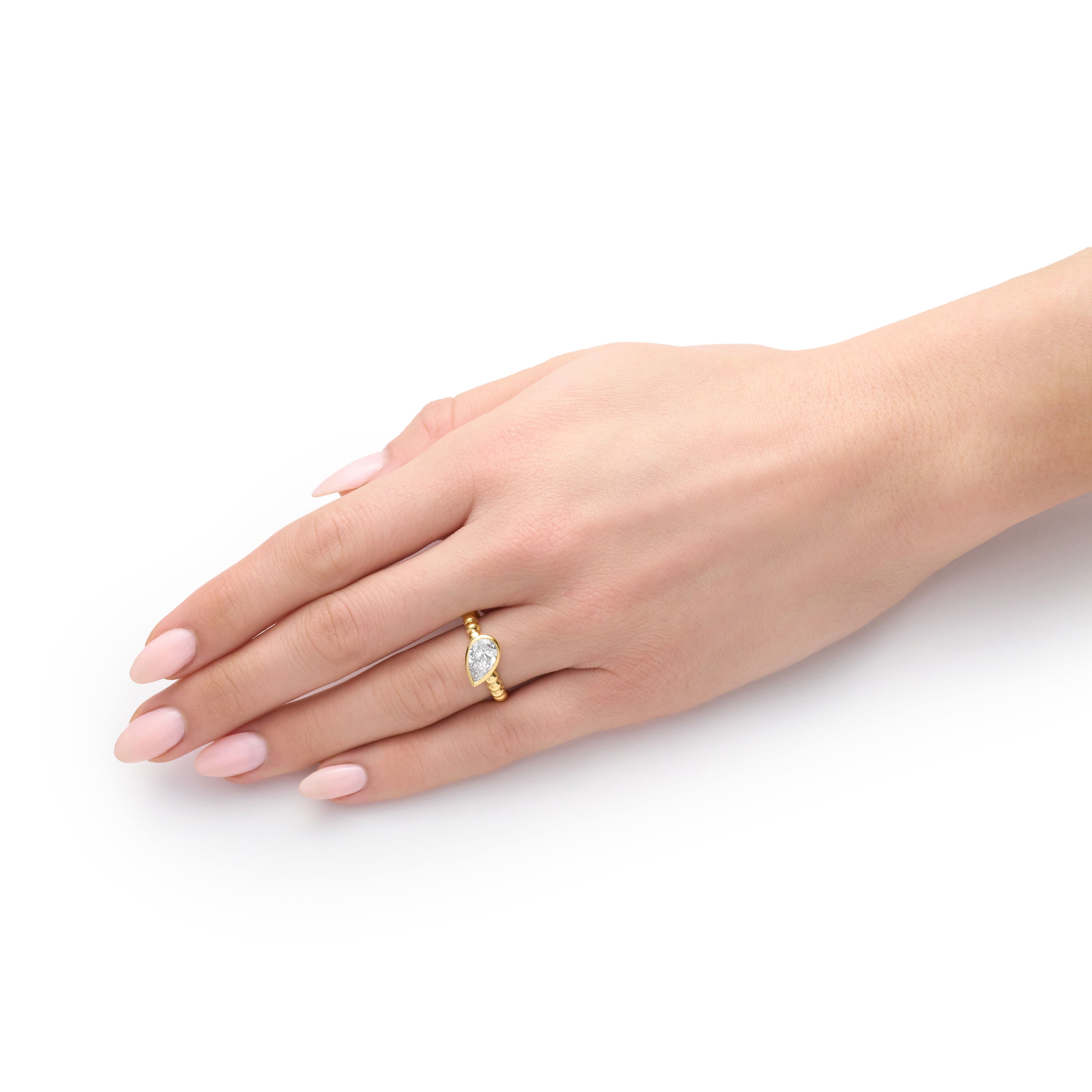 1.50ct Pear Cut Diamond Yellow Gold Ring