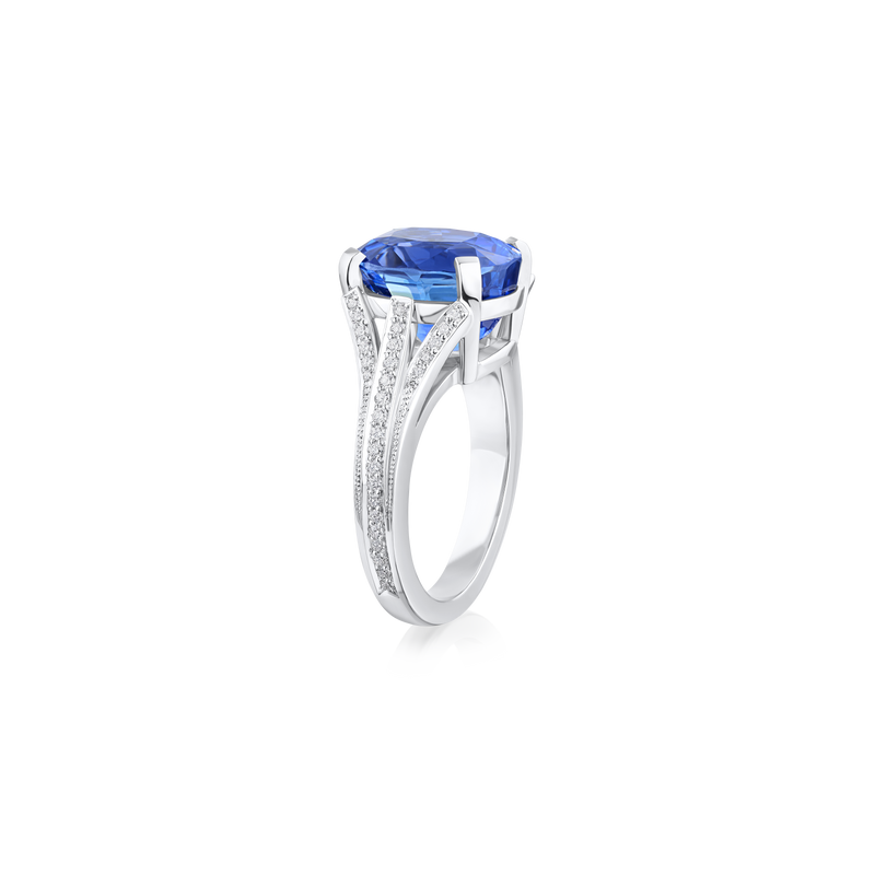 9.75ct Sapphire Ring With Diamond Set Shoulders