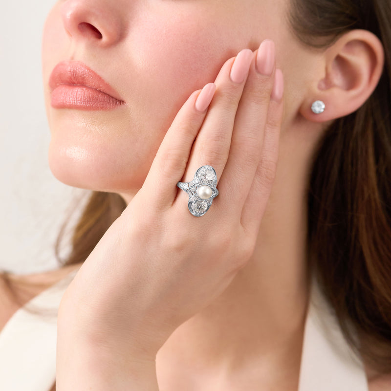 Pearl and Diamond Platinum Ring