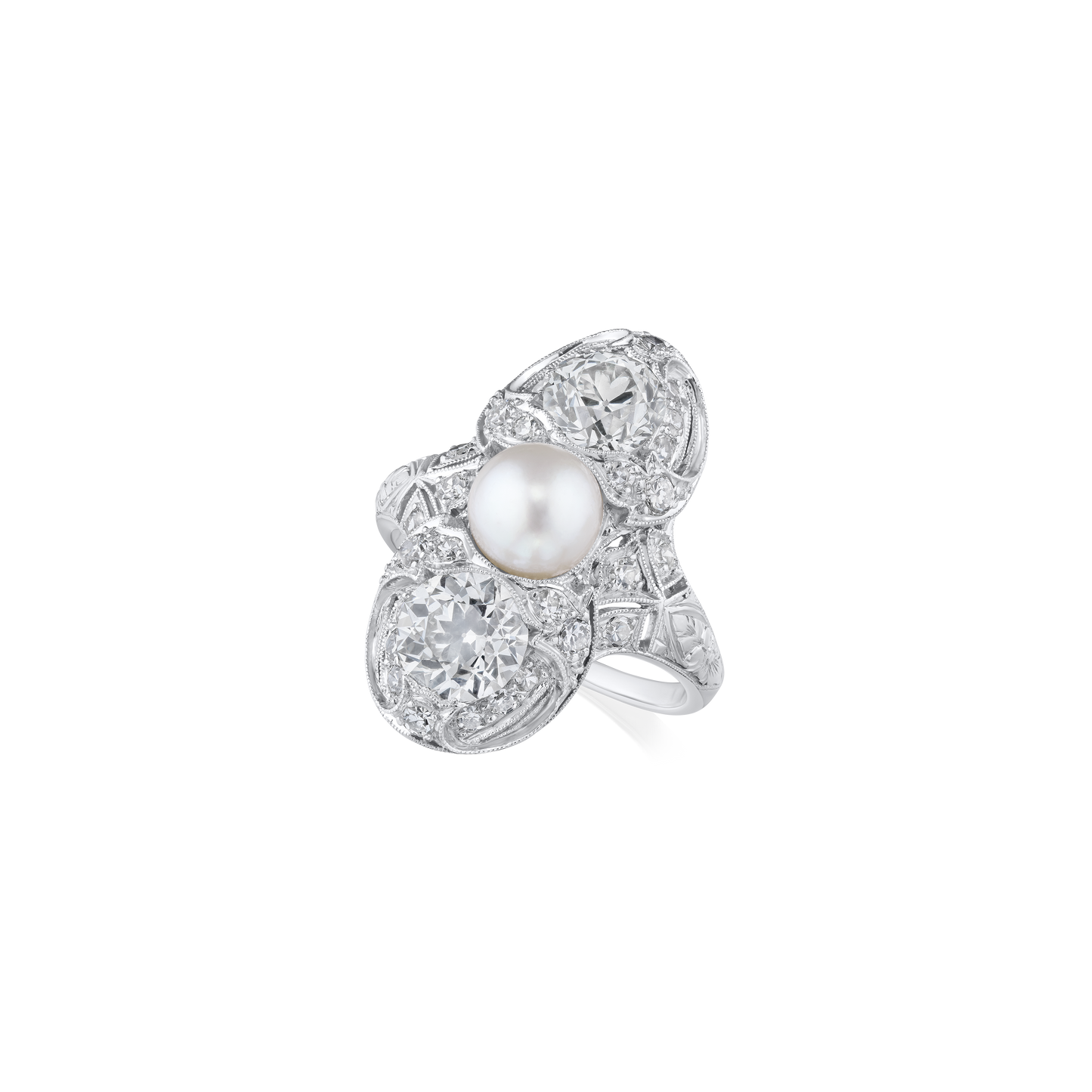Pearl and Diamond Platinum Ring