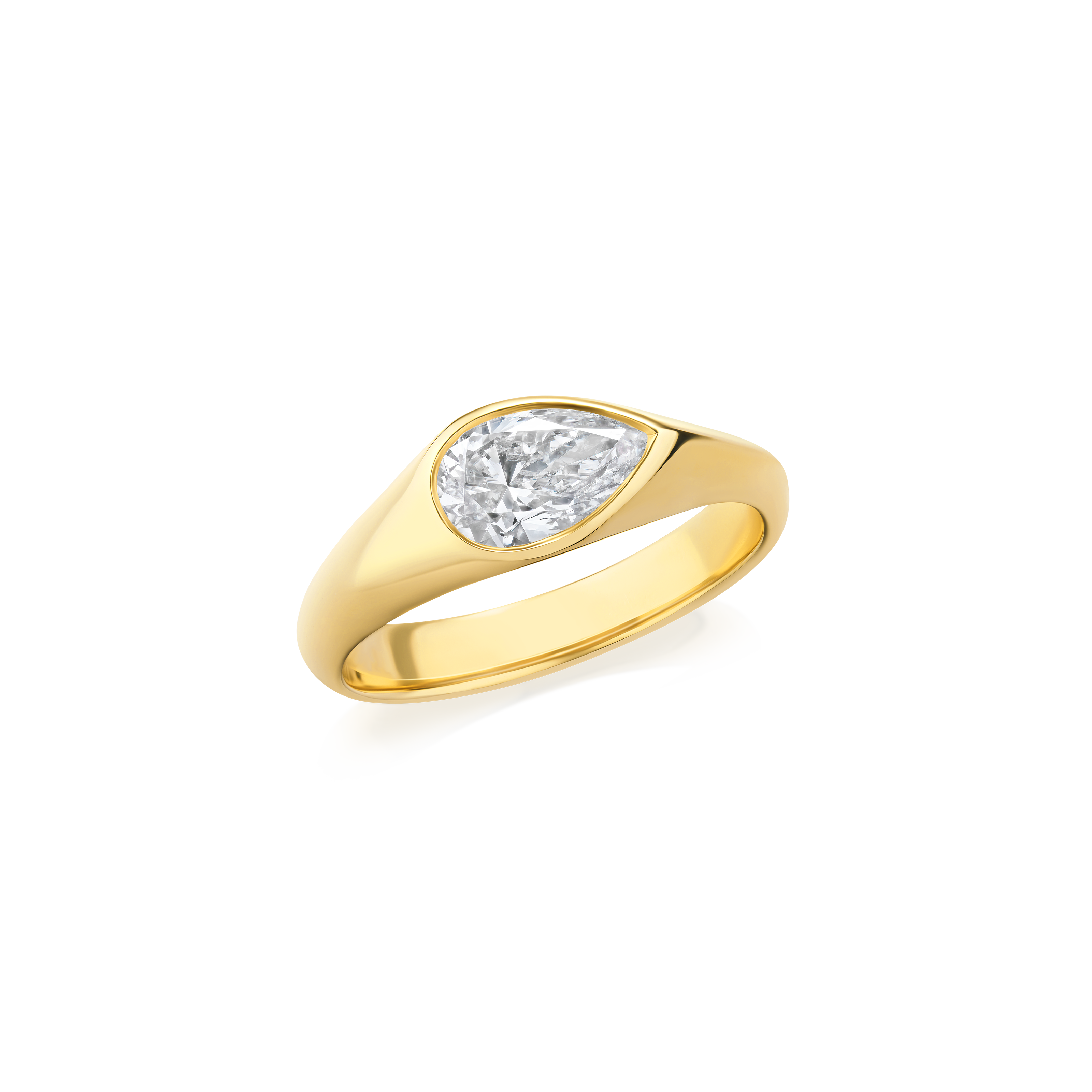 18ct Yellow Gold Pear Cut Diamond Ring