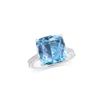 6.29ct Aquamarine Ring With Diamond Set Shoulders