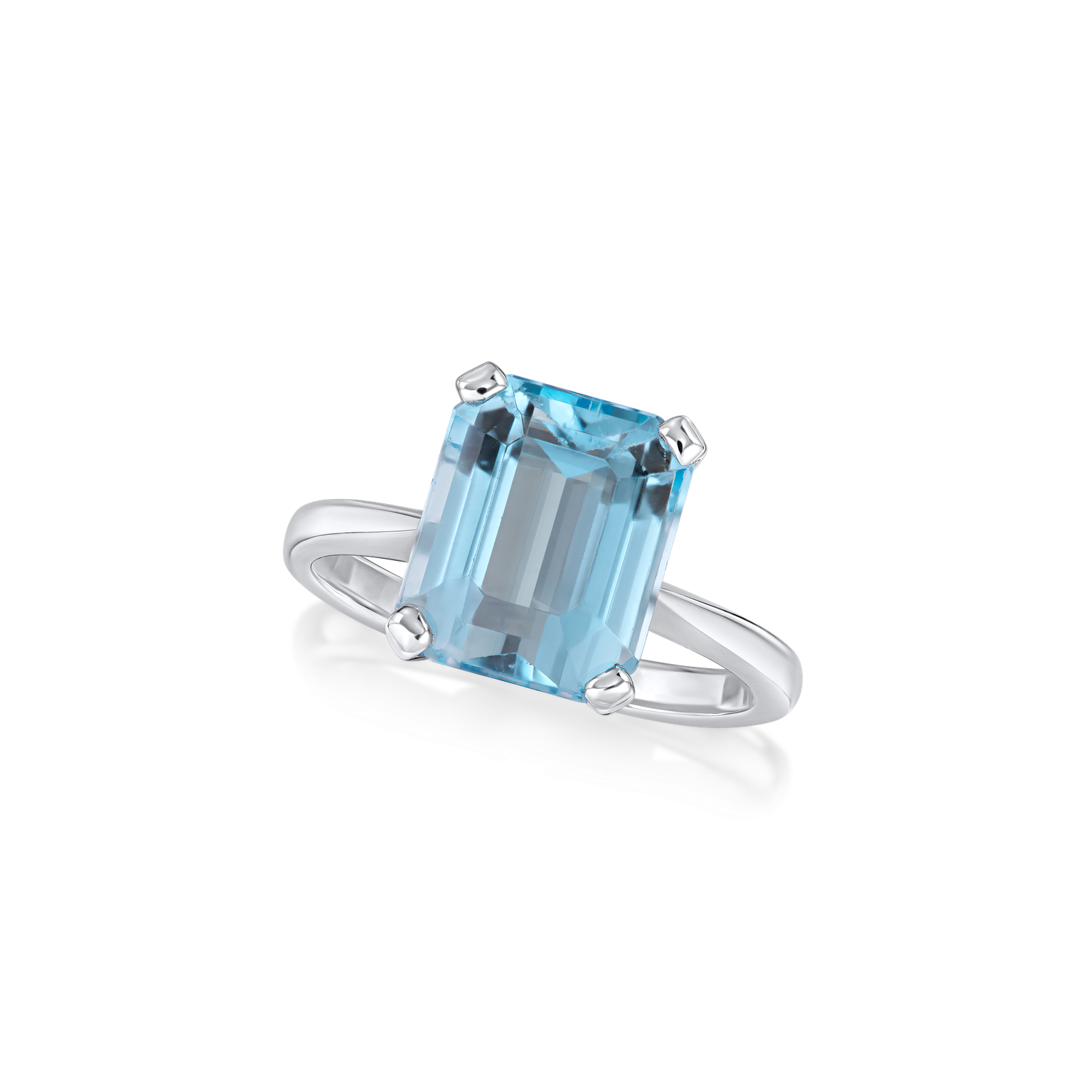 7.50cts Blue Topaz Solitaire Ring