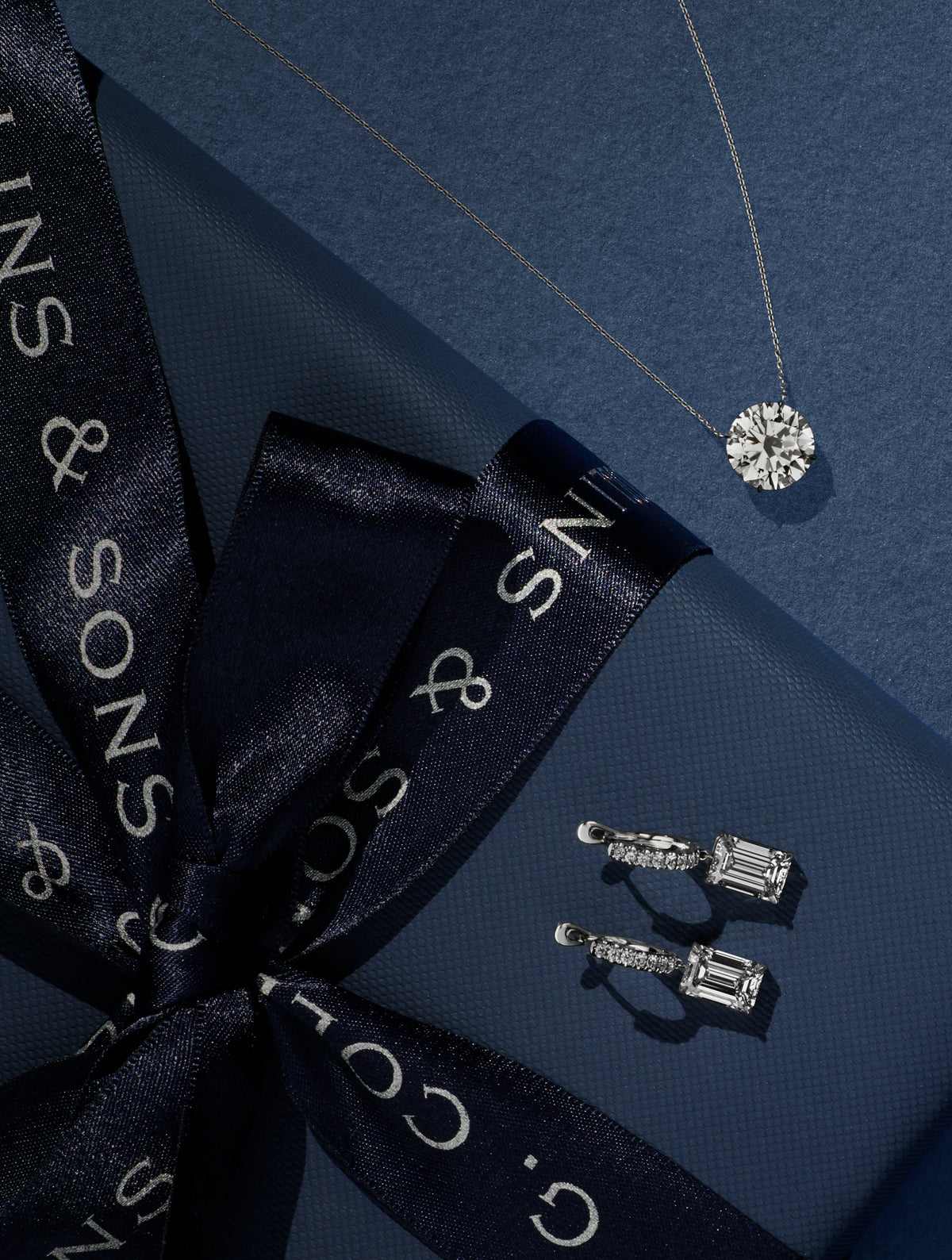 Collins Classics Gift Guide