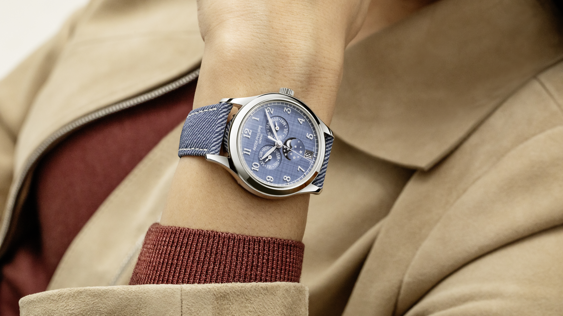 Patek Philippe Complications 4946G-001