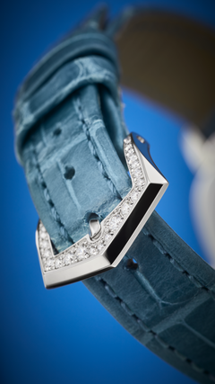 Patek Philippe Gondolo Ladies First Joaillerie 7043/250G-001